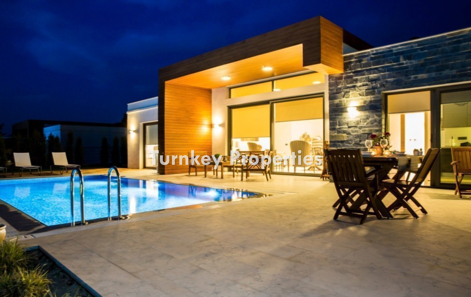 Yalıkavak Merkez Satılık Villa Deniz Manzaralı Özel Havuzlu Bahçe