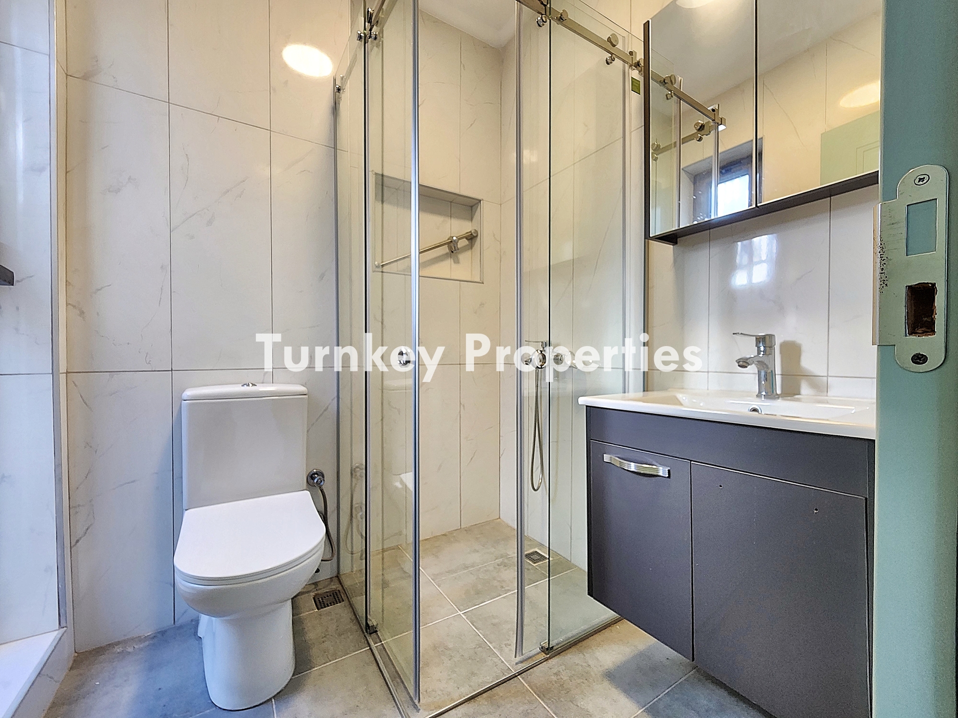 Satıldı - Gündoğan Satılık Bahçe Katı Daire Doğal Taşlı Peyzajlı