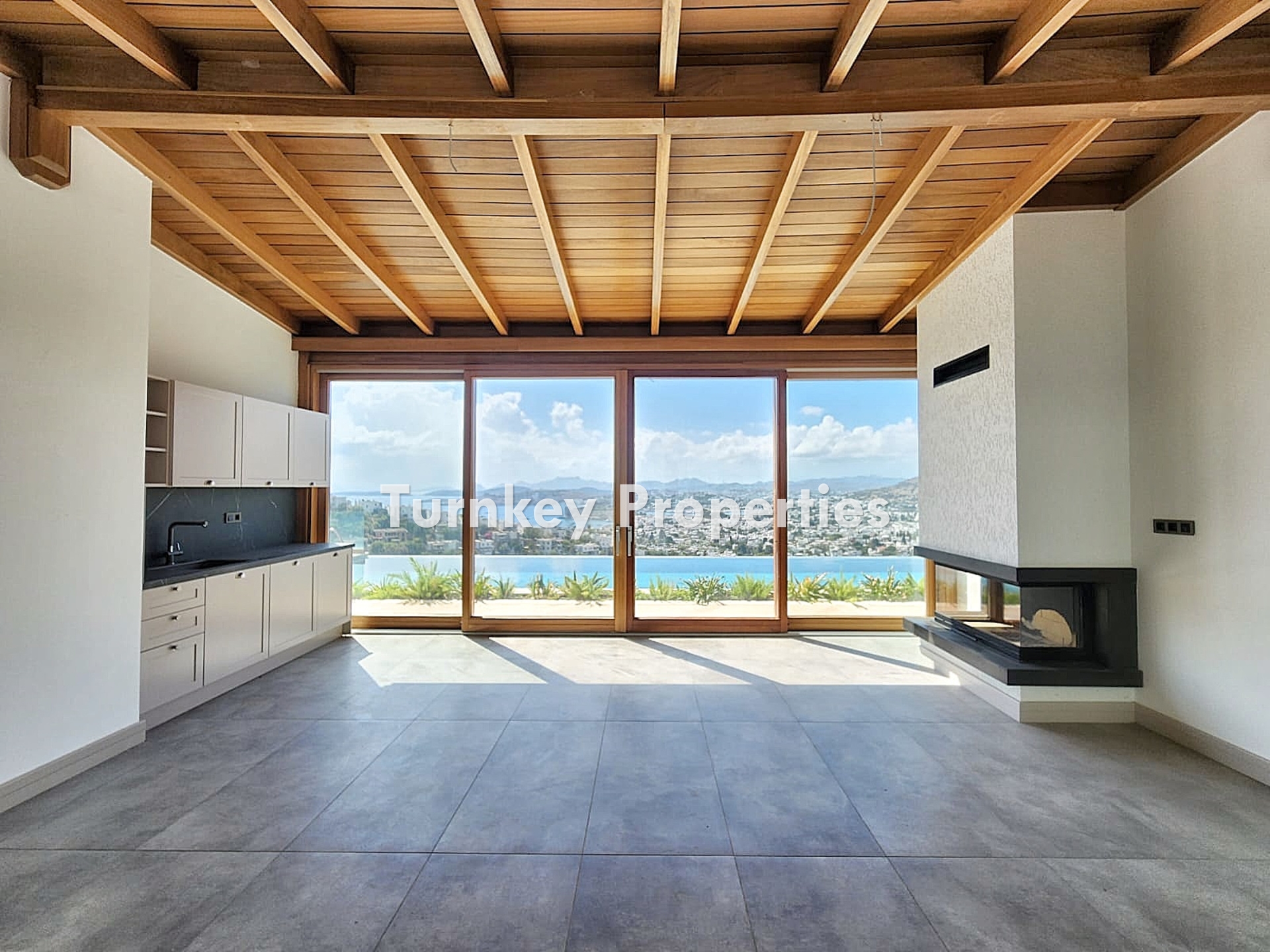 Bodrum Merkez'de Satılık 6+2 Malikane, Deniz ve Kale Manzaralı