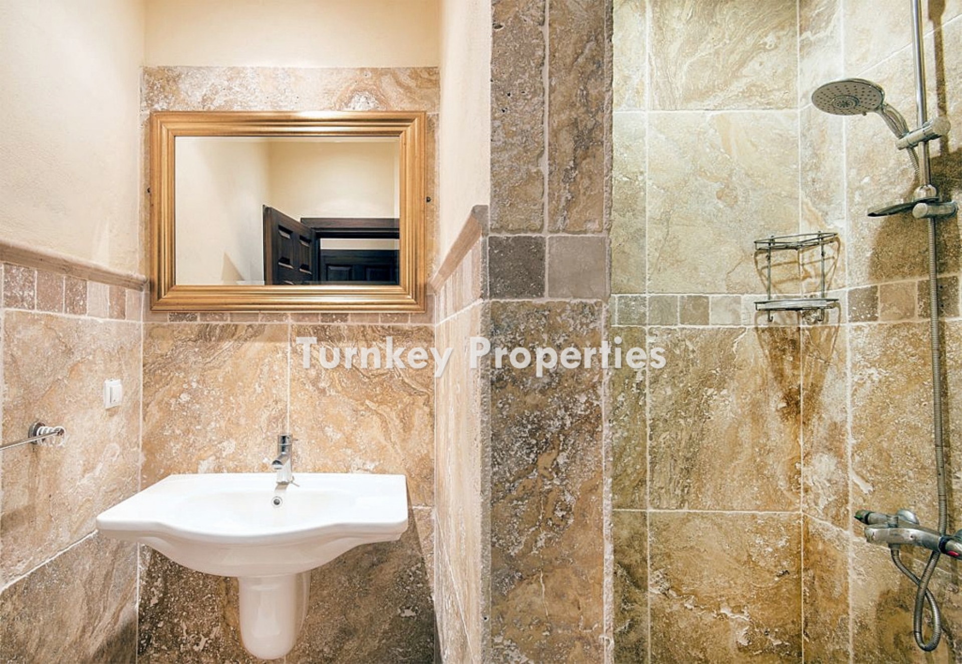 Gündoğan Küçükbük Satılık Villa Özel Havuzlu Deniz Manzaralı