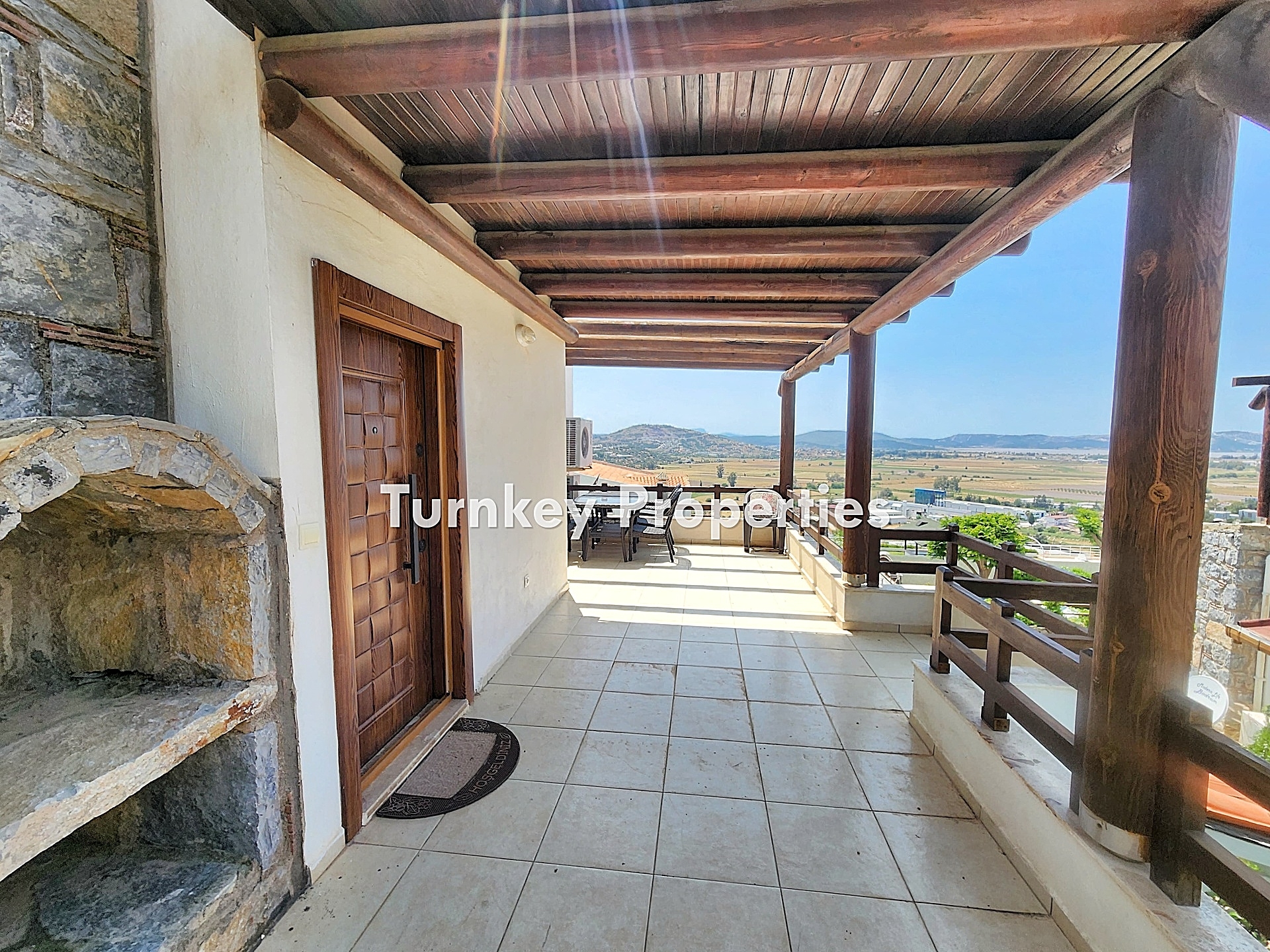 Dörttepe Satılık Dubleks Göl Manzaralı Site İçinde Ev Bahçeli Yeni