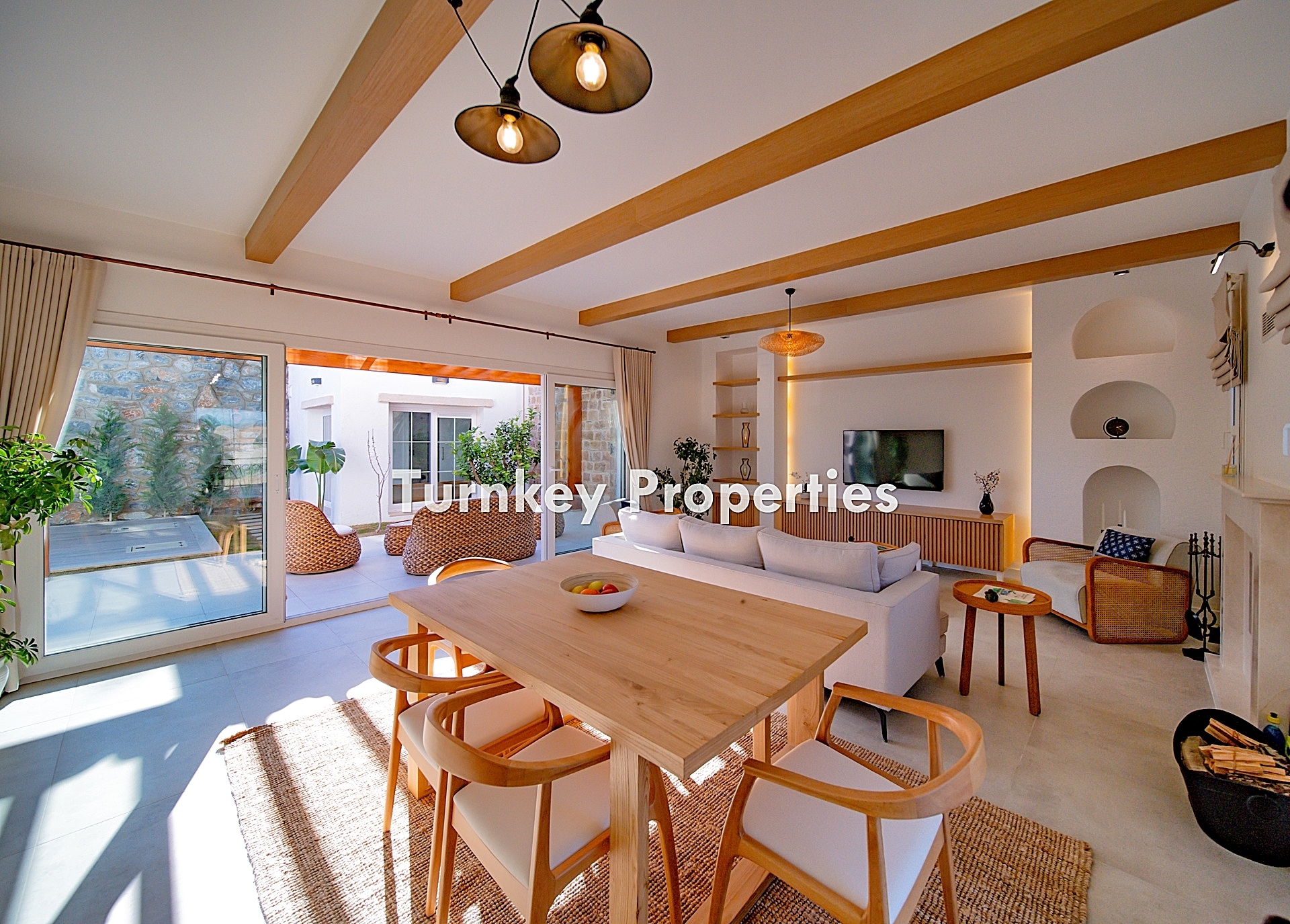 Kemikler'de Satılık, Sıfır Faizli 24 Ay Vade İmkanı Modern Villalar