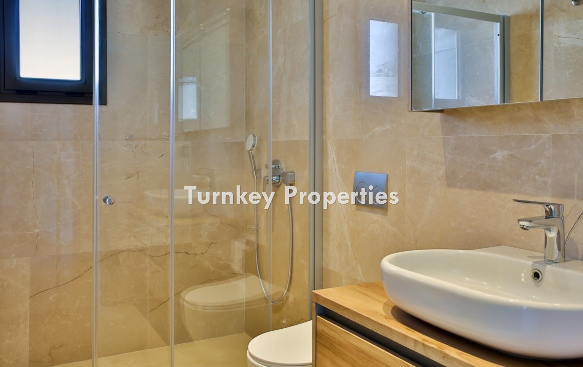 Yalıkavak Merkez Satılık Villa Deniz Manzaralı Özel Havuzlu Bahçe