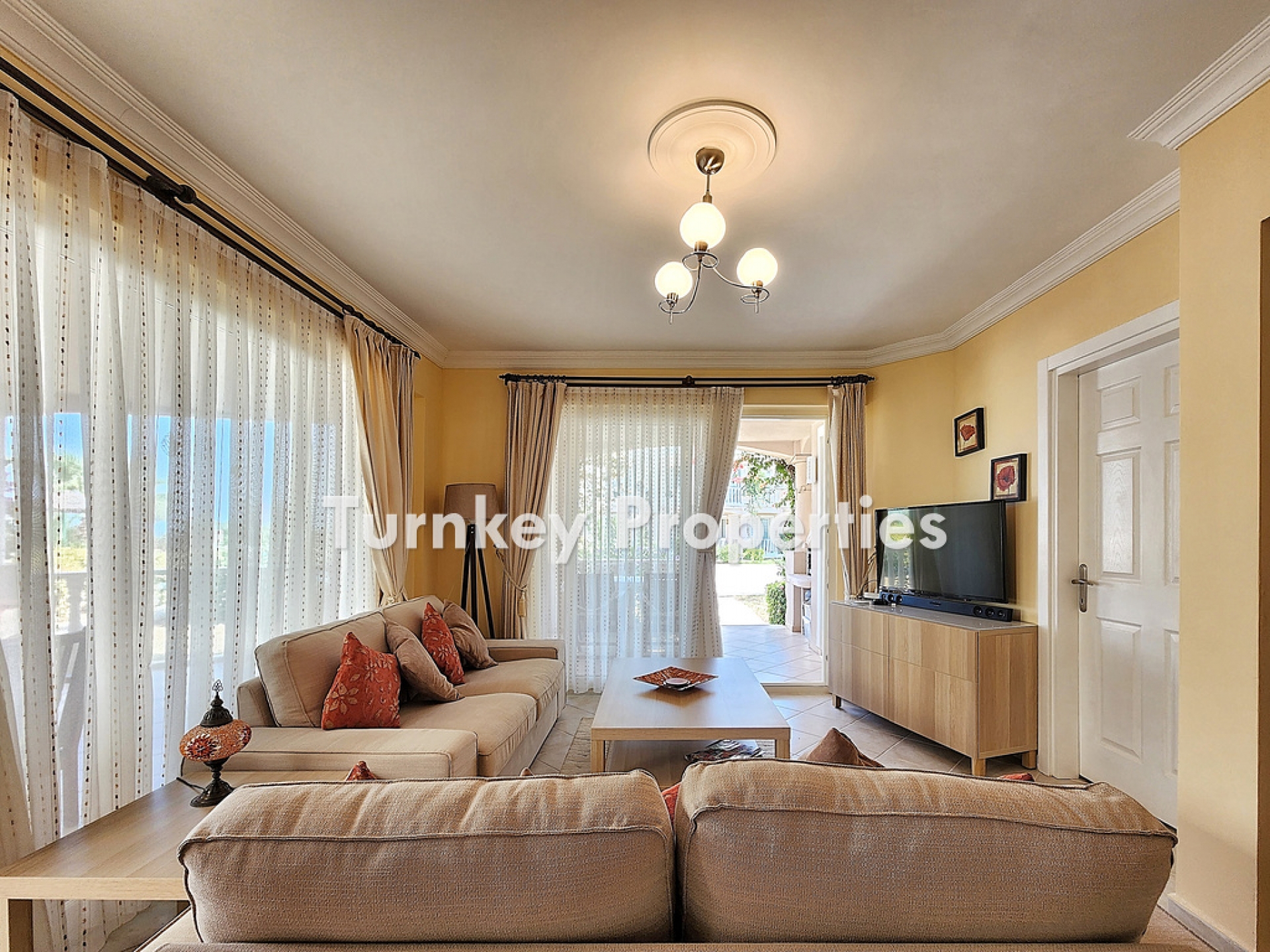 Milas Satılık Daire Flamingo Country Club Göl Manzaralı Yaşam