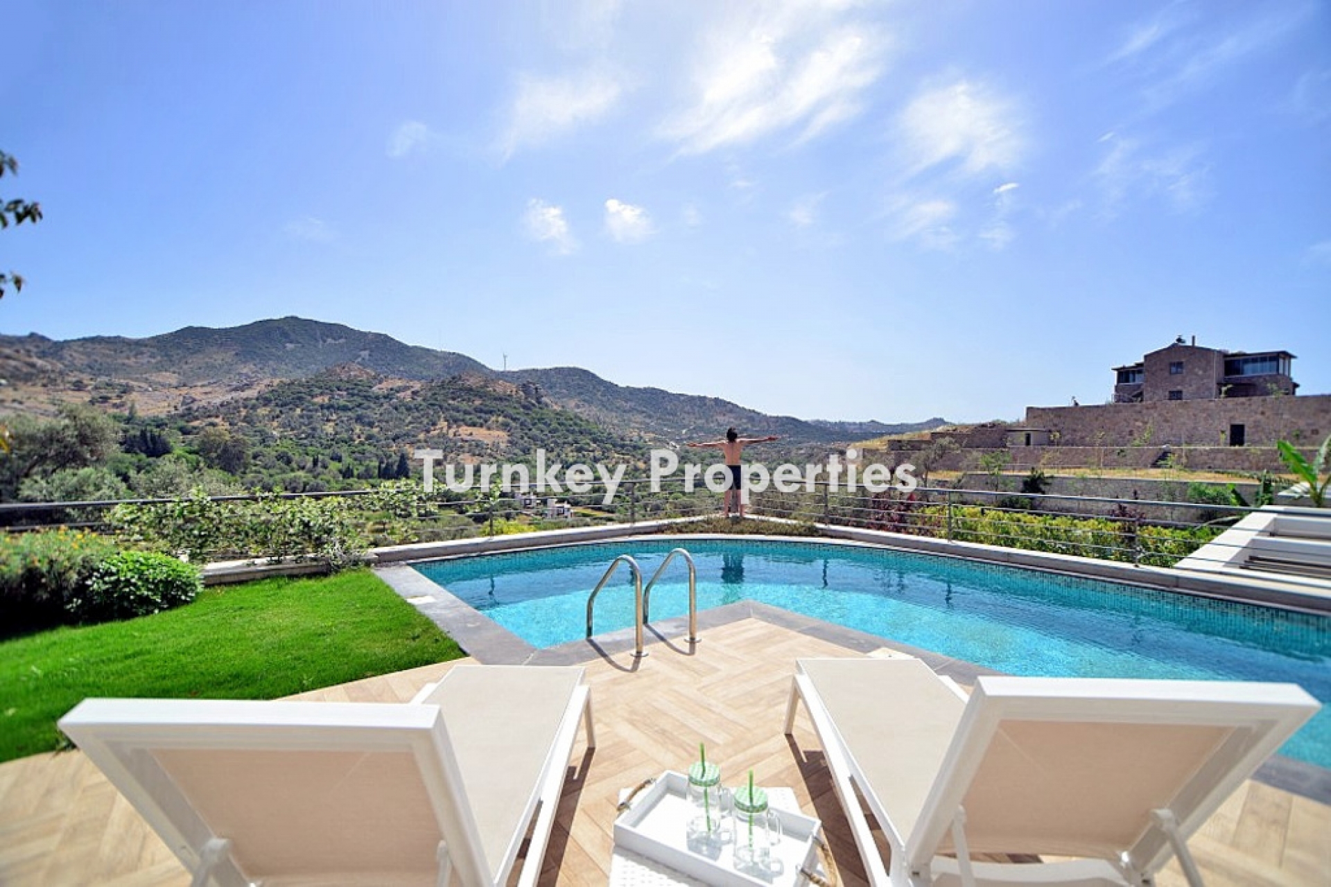 Bodrum Yalıkavak'ta Satılık, Denize Yakın Lüks Villa, Özel Havuzlu