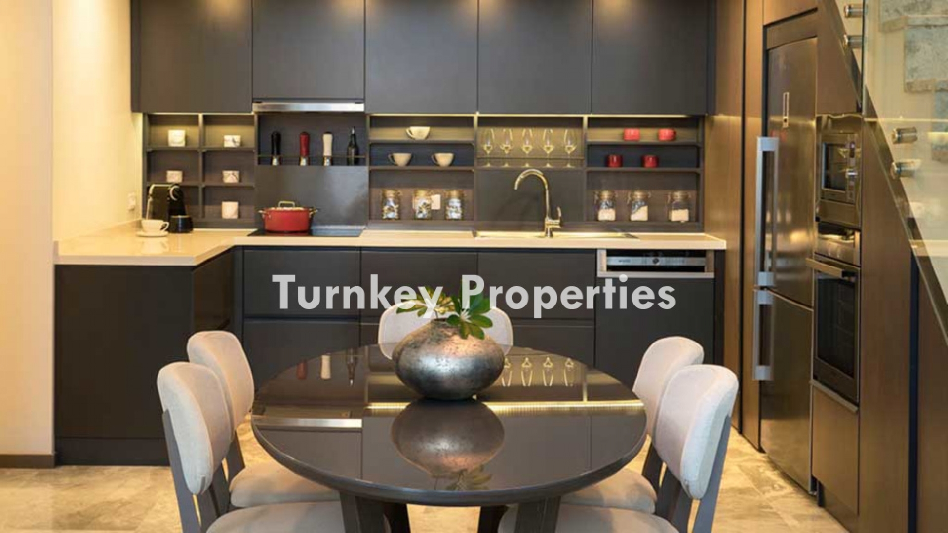 Adabükü Satılık Villa Denize Sıfır Bahçeli Ödüllü Mimari Yapı