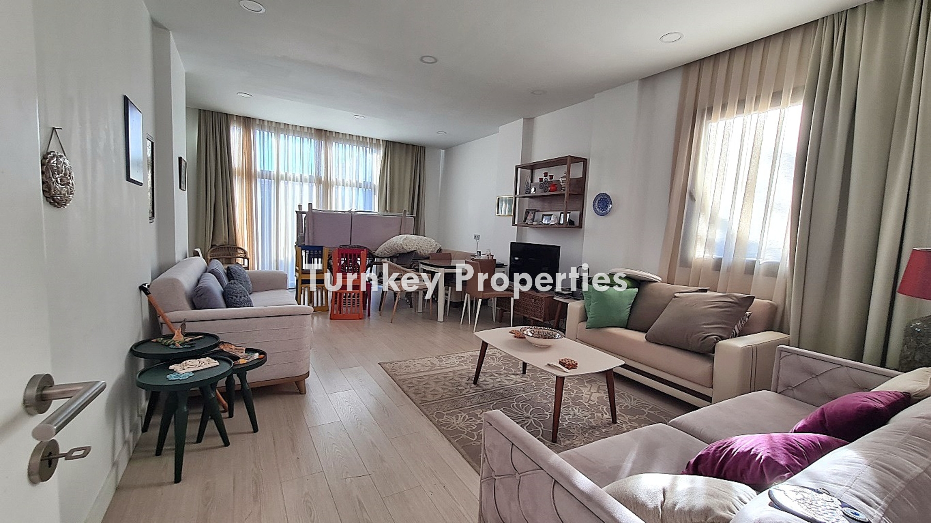 Ortakent Yahşi Satılık Villa Sahile Yakın Tek Katlı Bahçeli Ev