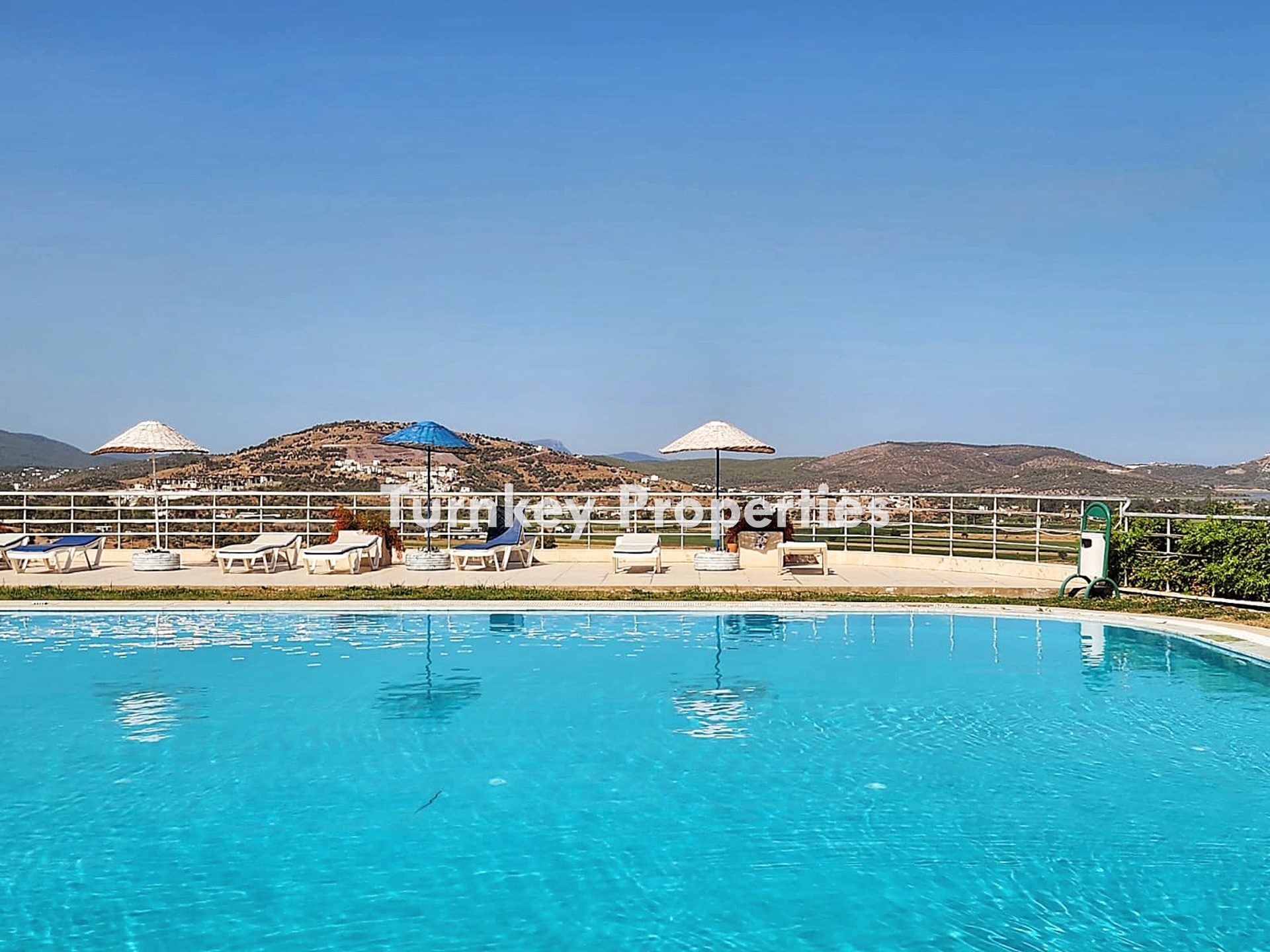 Dörttepe Dream Village Satılık Bahçeli Dubleks Villa Site İçinde