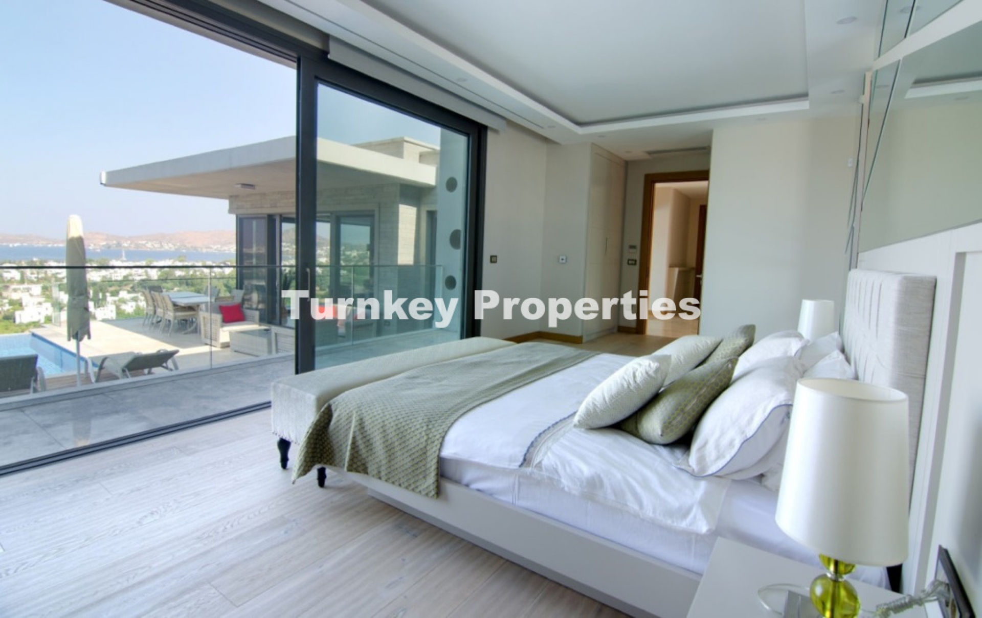 Yalıkavak Merkez Satılık Villa Deniz Manzaralı Akıllı Sistemli VIP