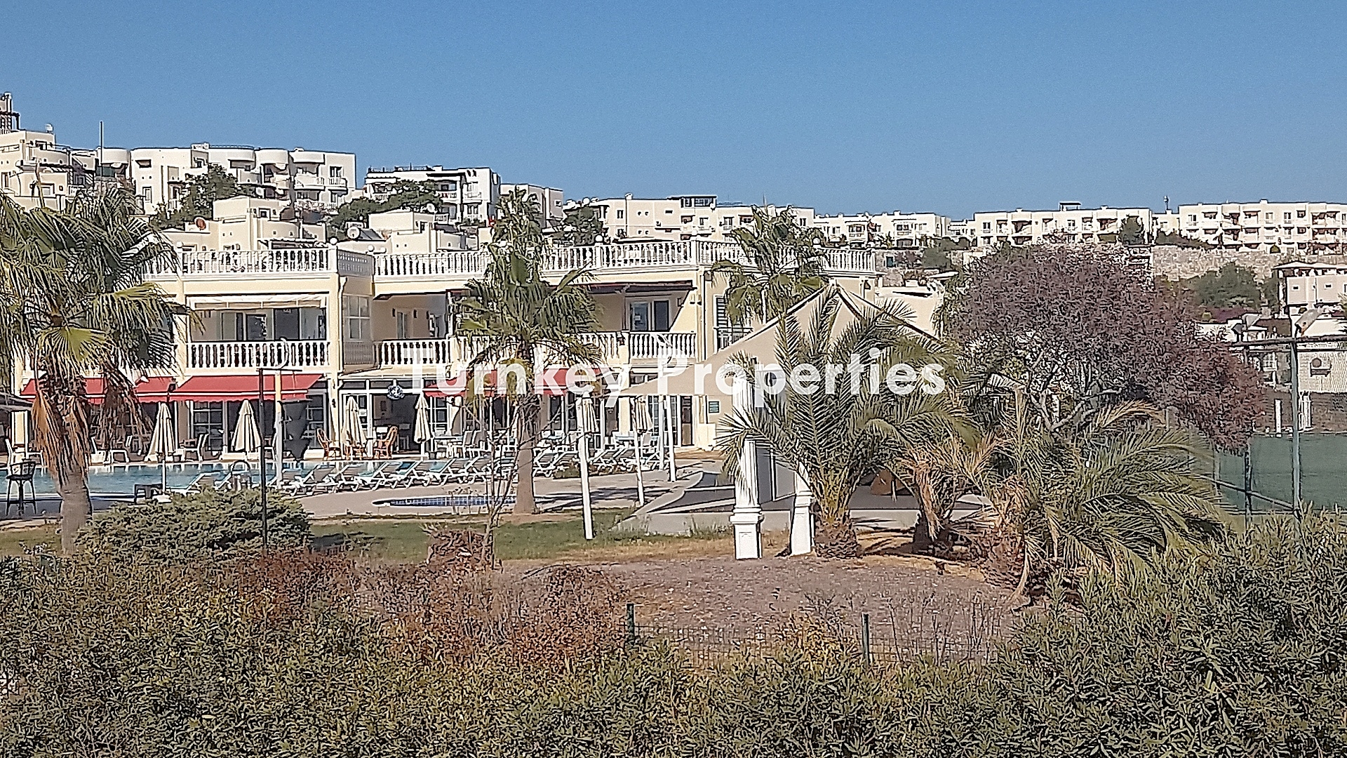 Bodrum, Adabükü Satılık Ev | Yüzme Havuzları, Çocuk Oyun Alanları, Aquapark, Türk Hamamı, Sauna, Fitness