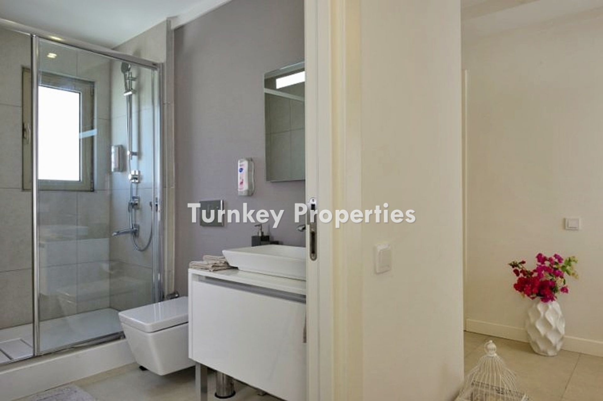 Kadıkalesi Satılık Denize Sıfır Daire ve Villalar Sahil Erişimli