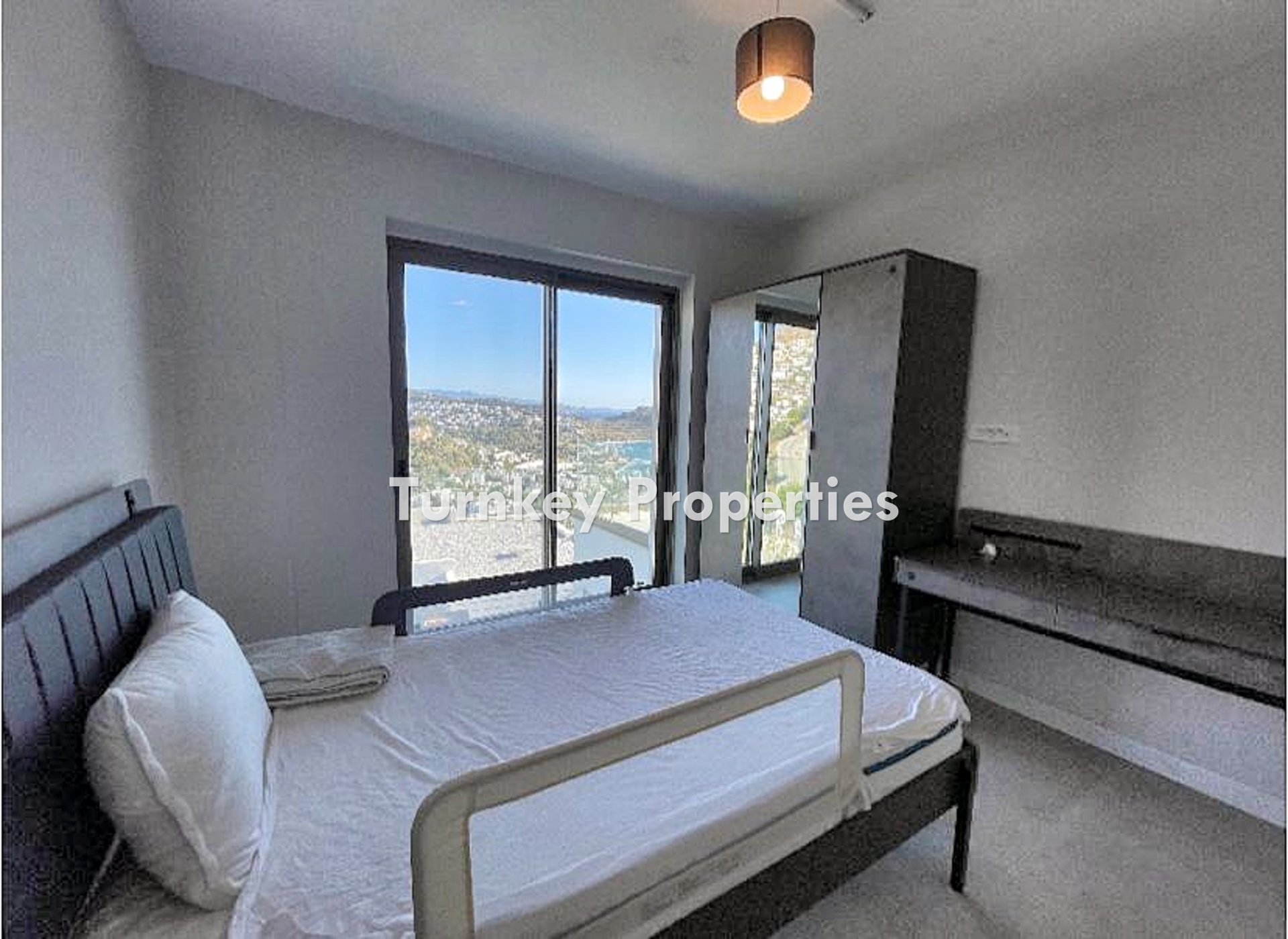 Gümüşlük Koyunbaba Satılık Villa Manzaralı Yerden Isıtma