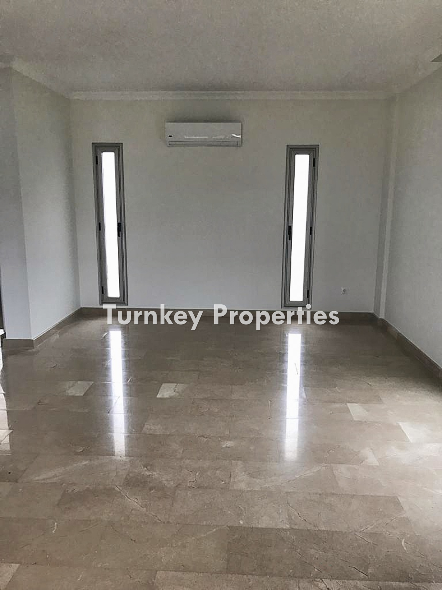 Bodrum, Konacık'ta Satılık Daire | Merkezi Konumda, Marmara Koleji YakIn, Site İçerisinde Ortak Havuzlu 3+1 Üst Kat Daire