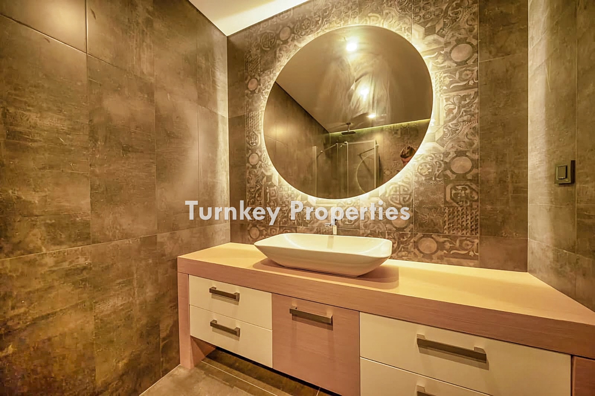 Bodrum Yalıkavak'ta Marina Manzaralı Satılık Müstakil Özel Villa