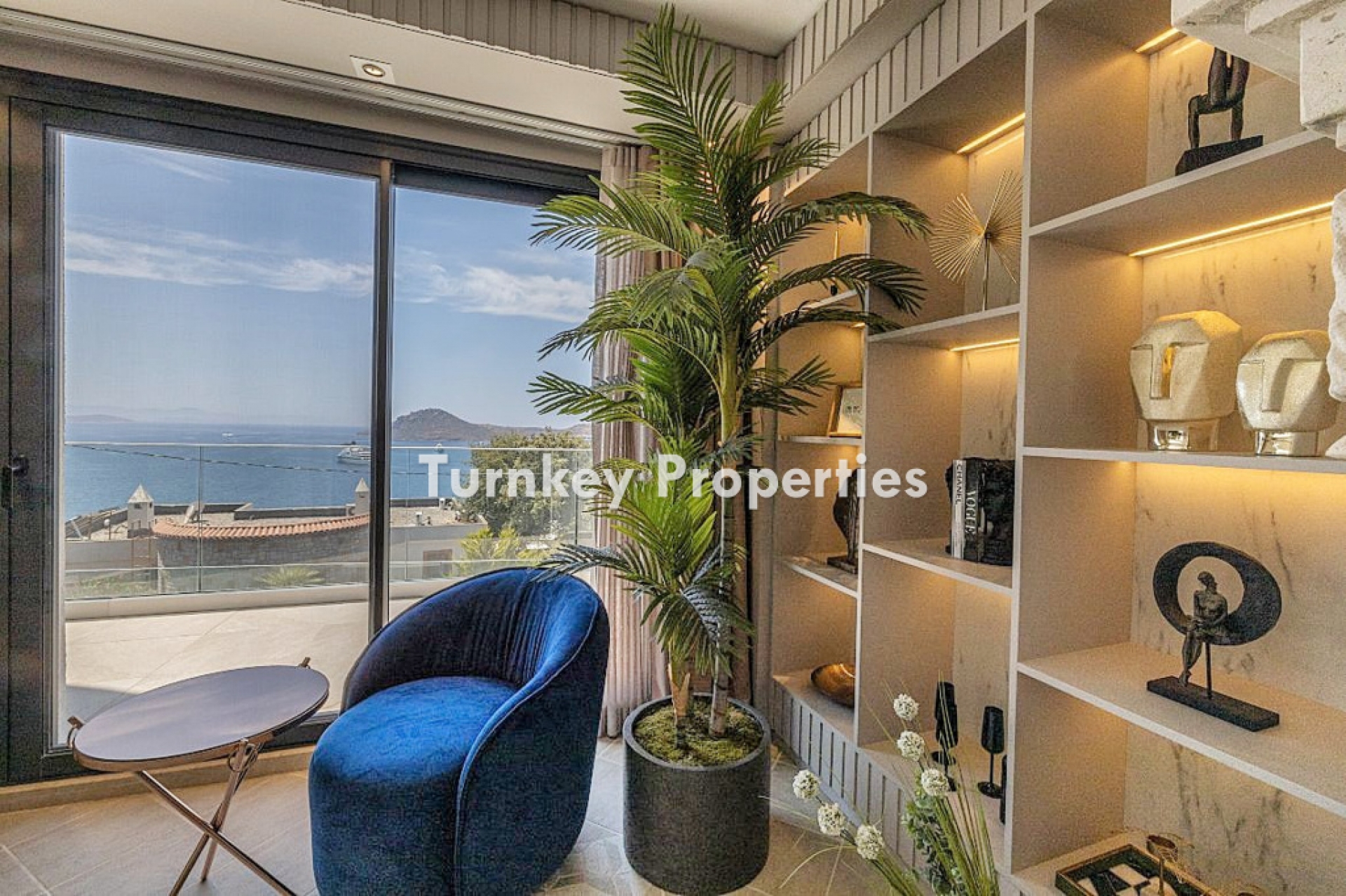 Yalıkavak Satılık Villa Geniş Yaşam Alanlı Marina Manzaralı