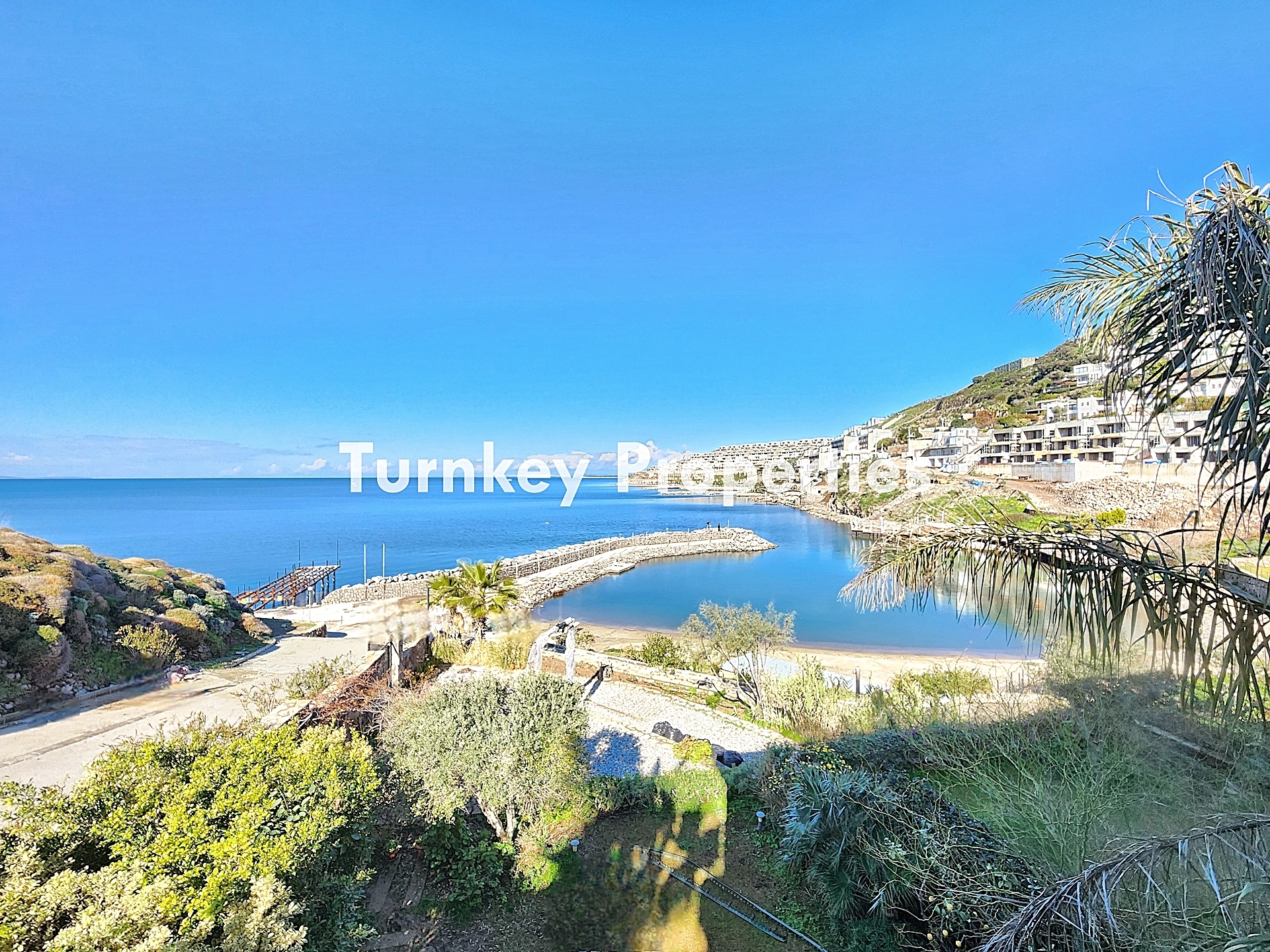 Gündoğan Küçükbük Denize Sıfır Satılık Residence Daire