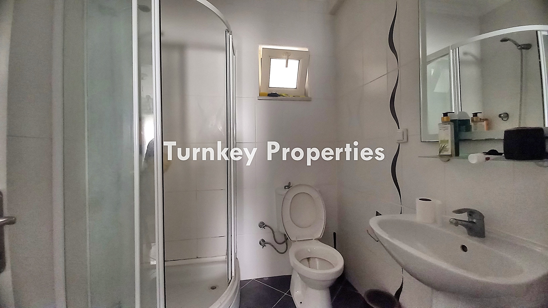 Bodrum, Adabükü Satılık Ev | Yüzme Havuzları, Çocuk Oyun Alanları, Aquapark, Türk Hamamı, Sauna, Fitness