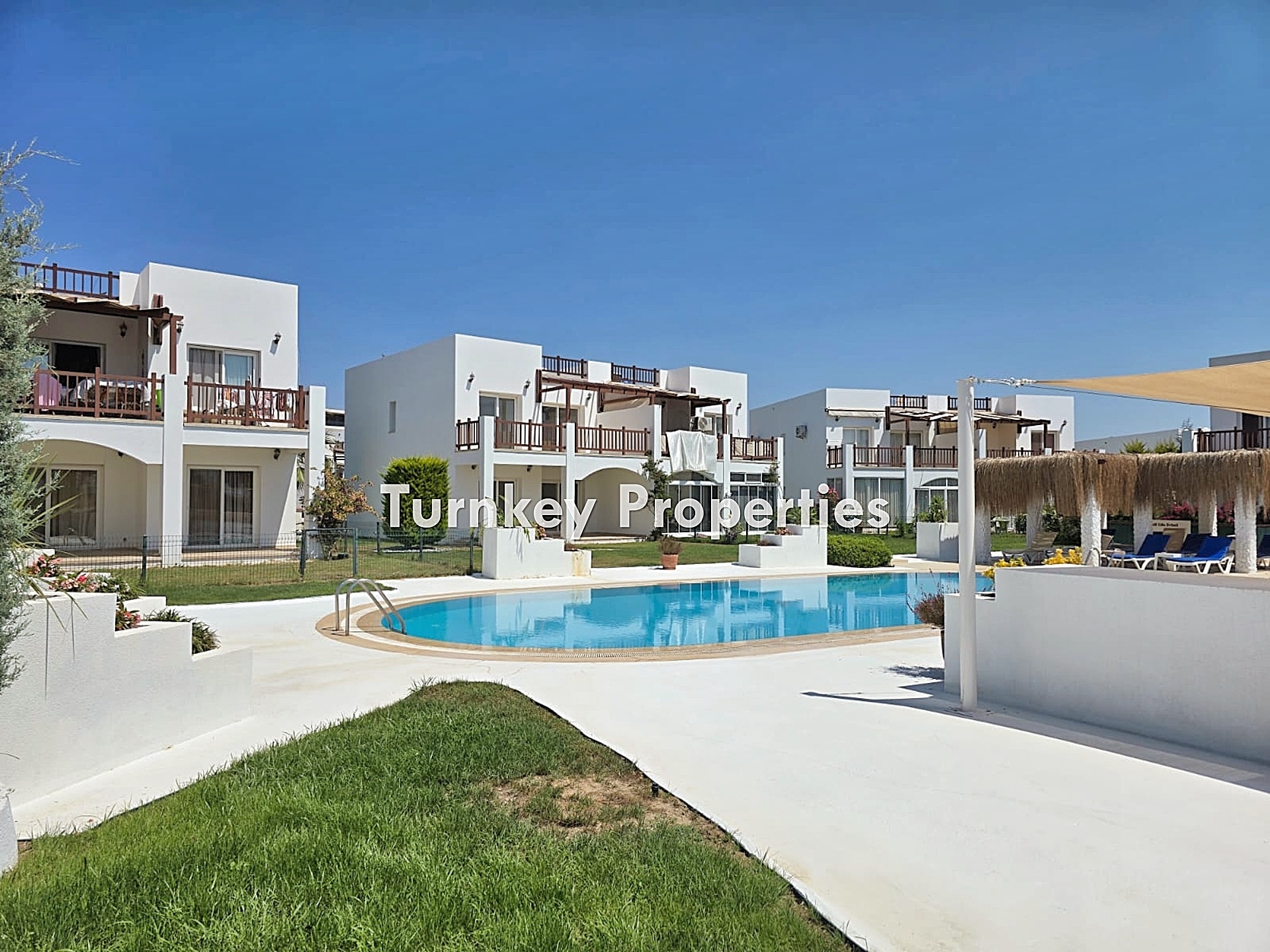 Milas Boğaziçi Golf Life Satılık Bahçe Katı Daire Göl ve Doğa Manzaralı