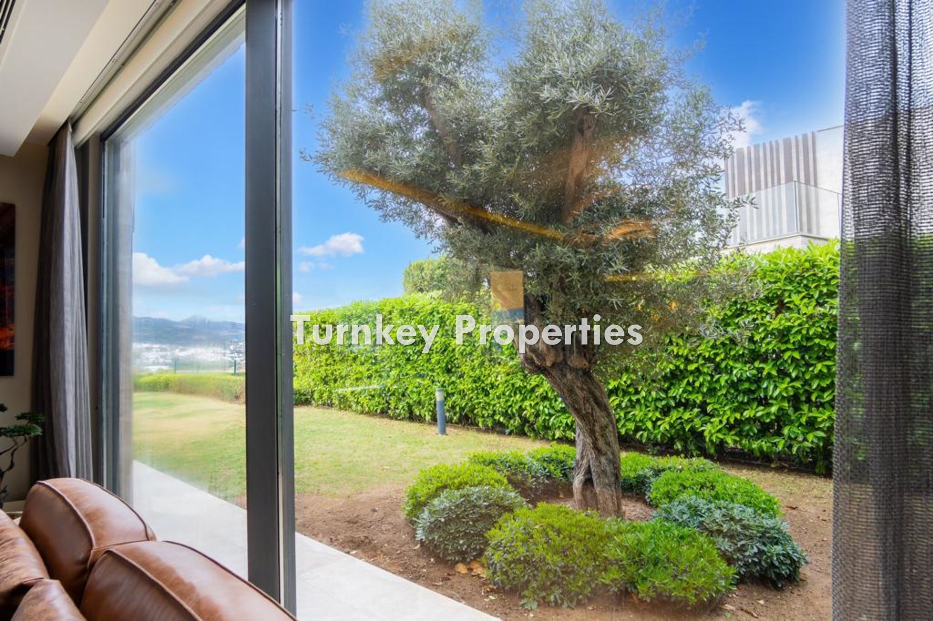 Bodrum Yalıkavak Satılık Villa Denize Sıfır Özel Havuzlu Modern