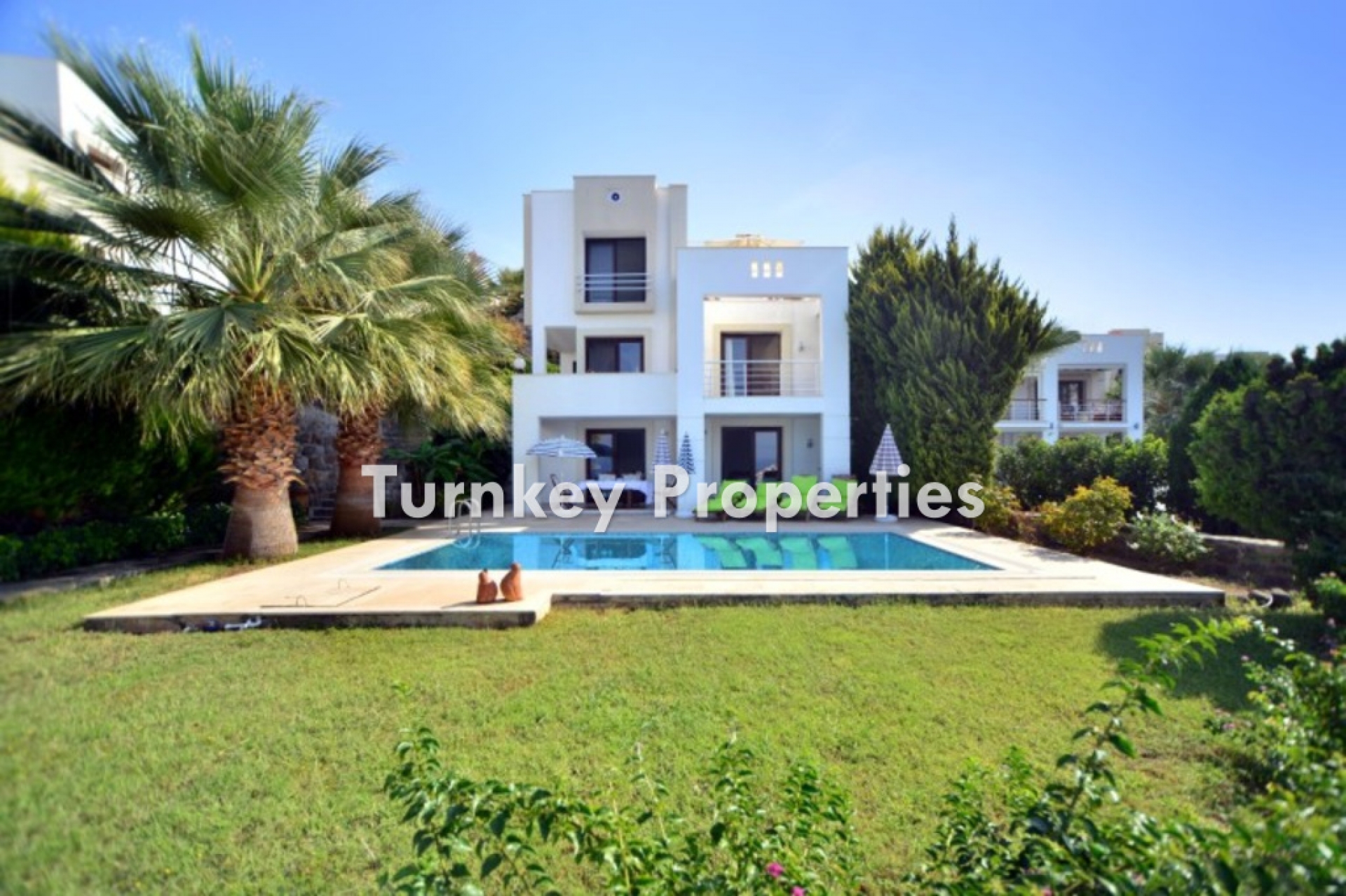 Yalıkavak Satılık Villa Deniz Manzaralı Özel Havuzlu Seçenek