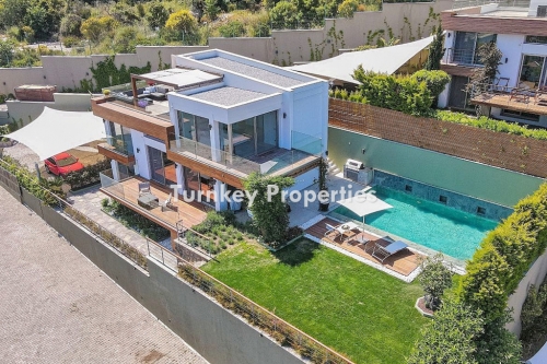 Yalıkavak Satılık Villa Marina Manzaralı Çift Girişli Modern Stil