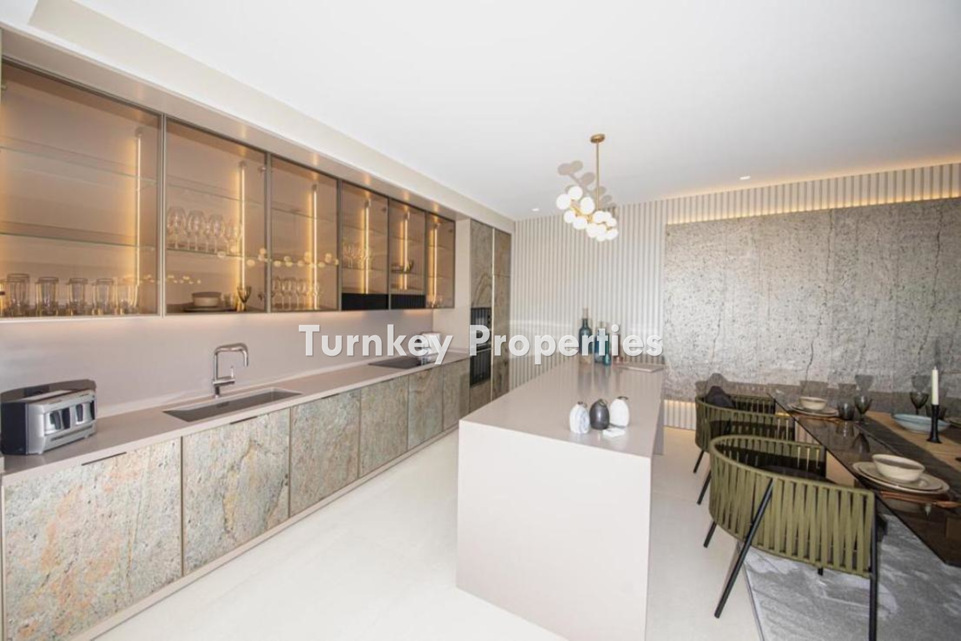 Yalıkavak'ta Deniz Manzaralı Lüks Villalar - Özel Havuz ve Modern