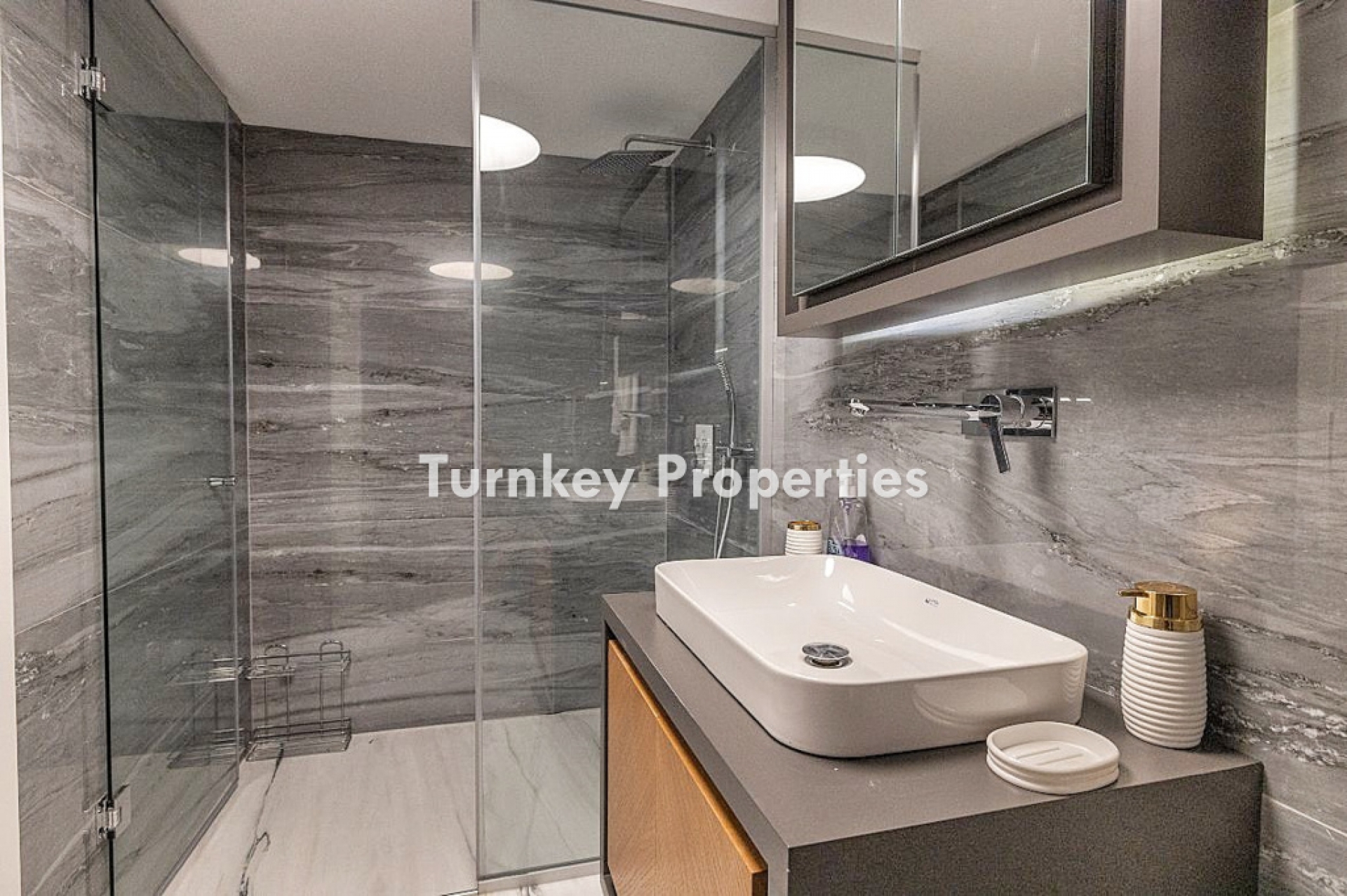 Yalıkavak Satılık Villa Geniş Yaşam Alanlı Marina Manzaralı