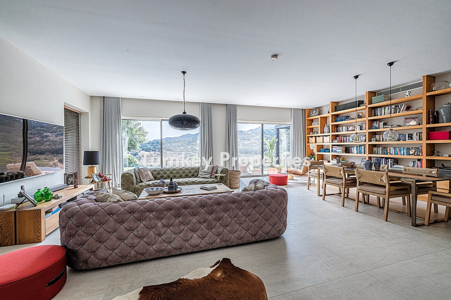 Dibeklihan Satılık Villa Tek Katlı Özel Bahçeli Infinity Havuzlu