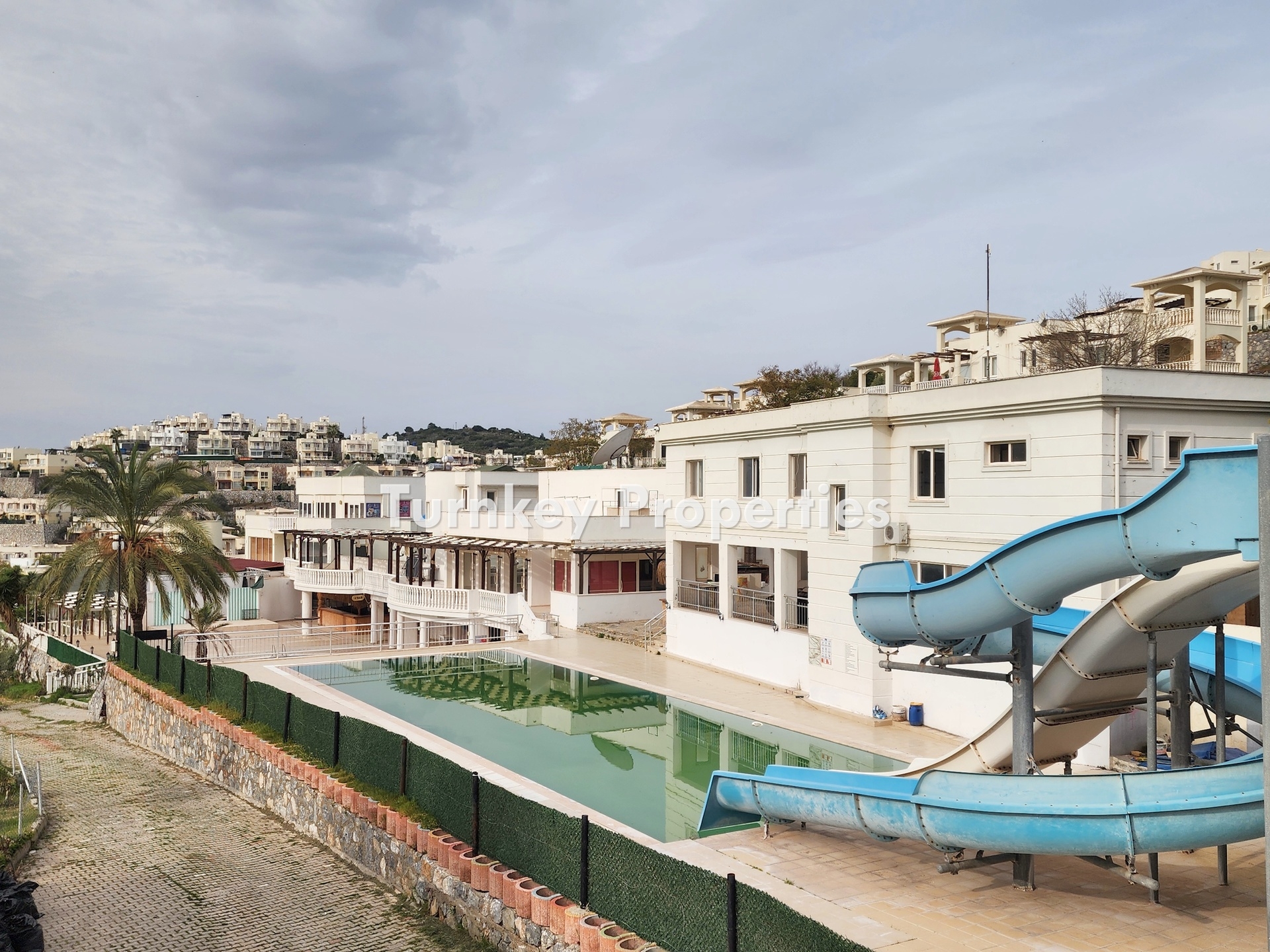 Boğaziçi Flamingo Country Club Satılık Bahçe Katı Daire Göl Manzalı