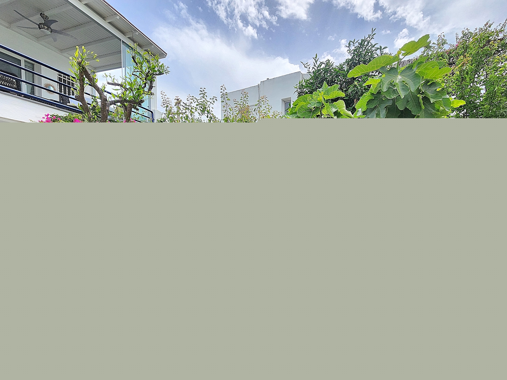 Yalıkavak Merkez Sezonluk Kiralık Daire | Full Eşyalı, Bahçe Katı