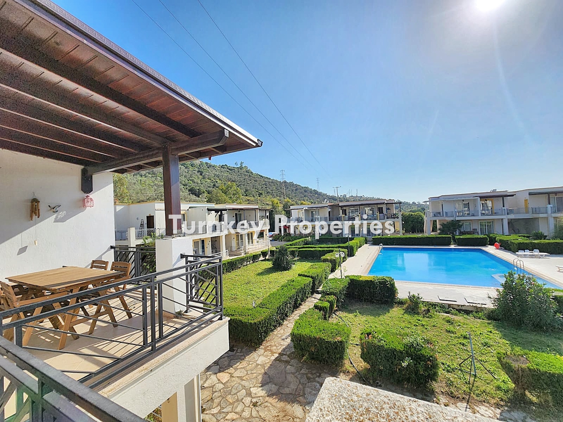 Dörttepe Satılık Daire Ortak Havuzlu Site İçinde Avantajlı