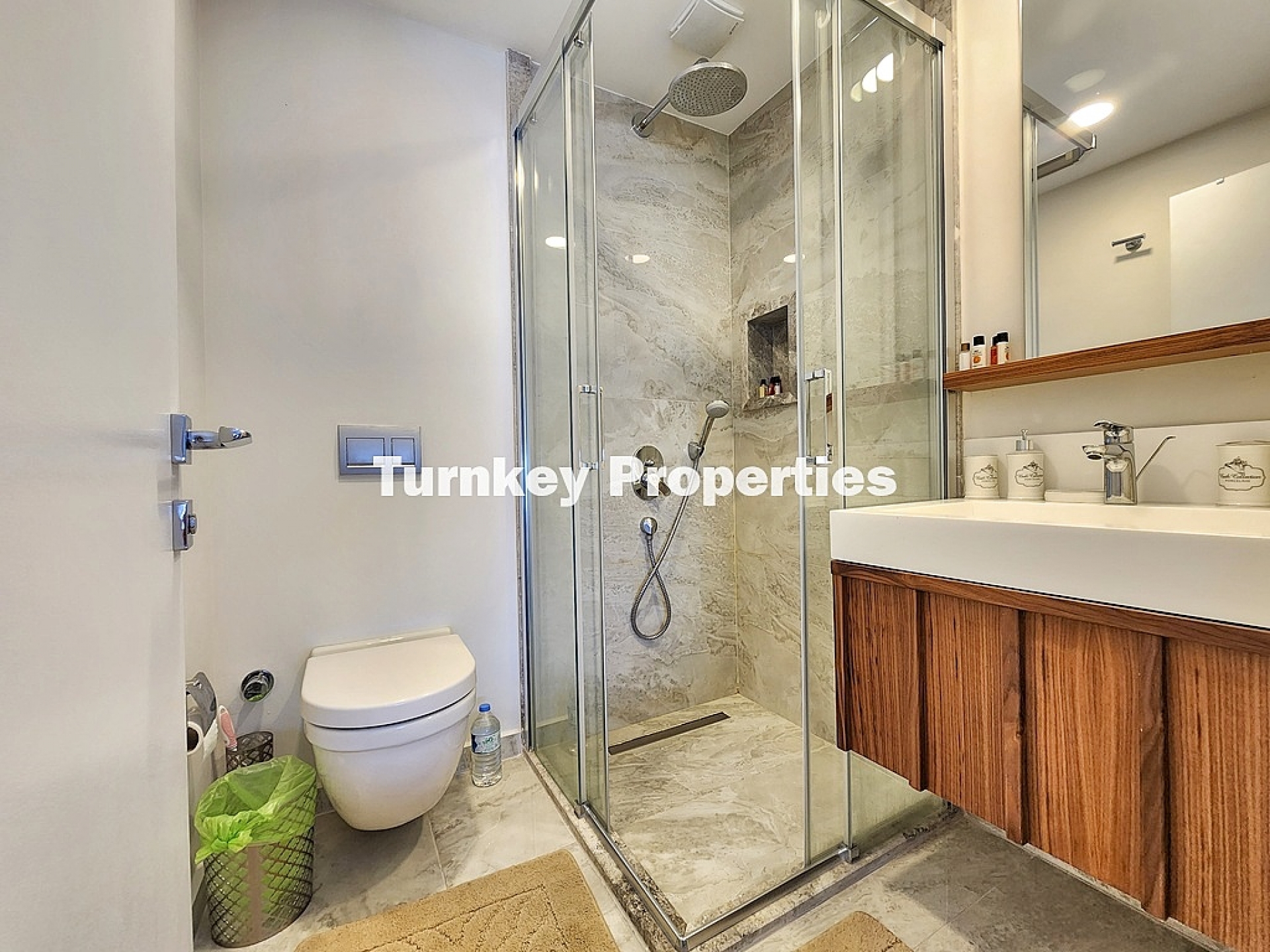 Adabükü Satılık Konut Doğa İçinde Geniş Sosyal Alanlı Proje Yaşam