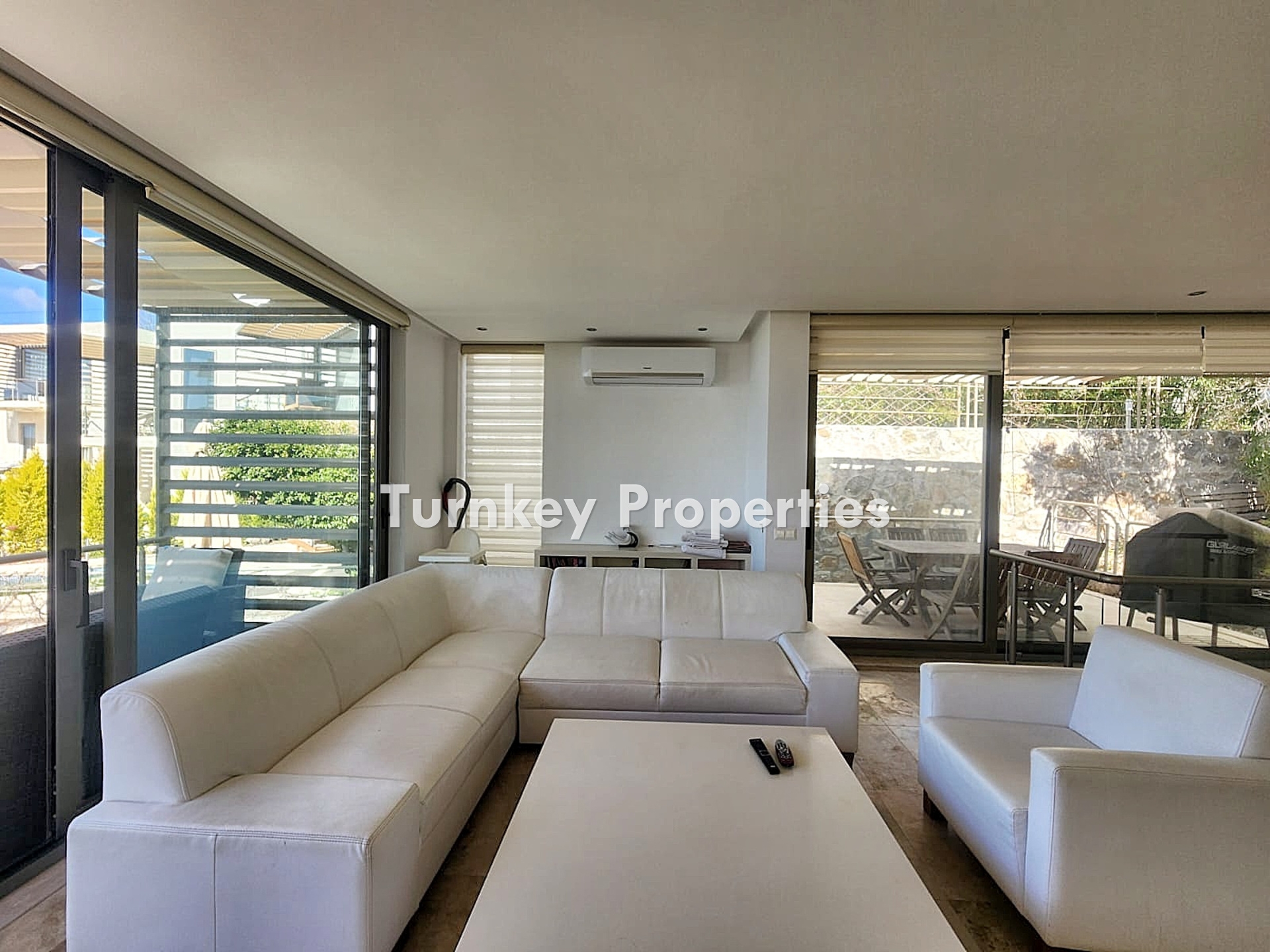 Yalıkavak'ta Satılık 3+1 Villa,  Özel Havuzlu, Bahçeli ve Deniz Manzaralı