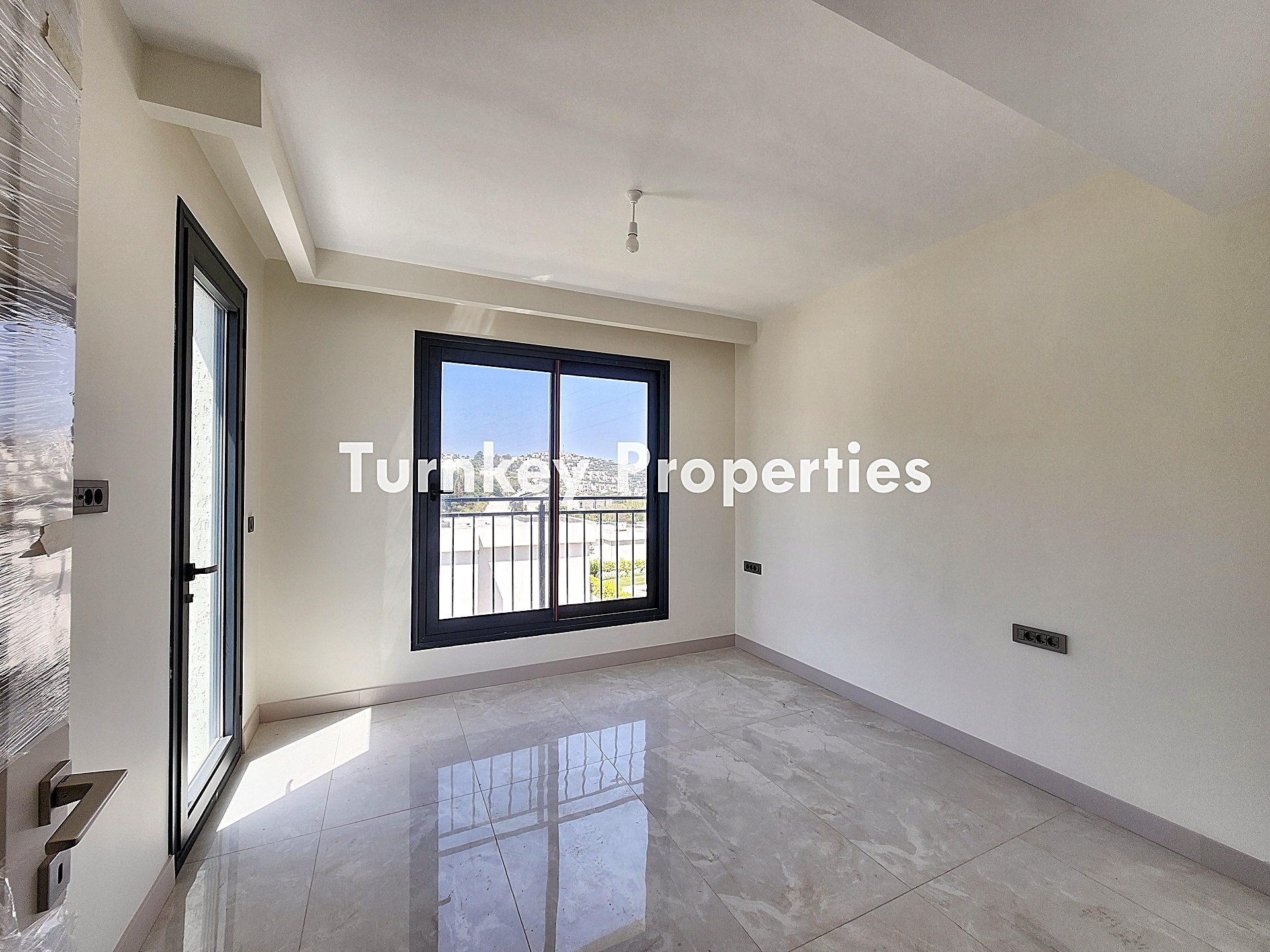 Gündoğan Küçükbük Satılık Villa Modern Mimari Özel Havuz