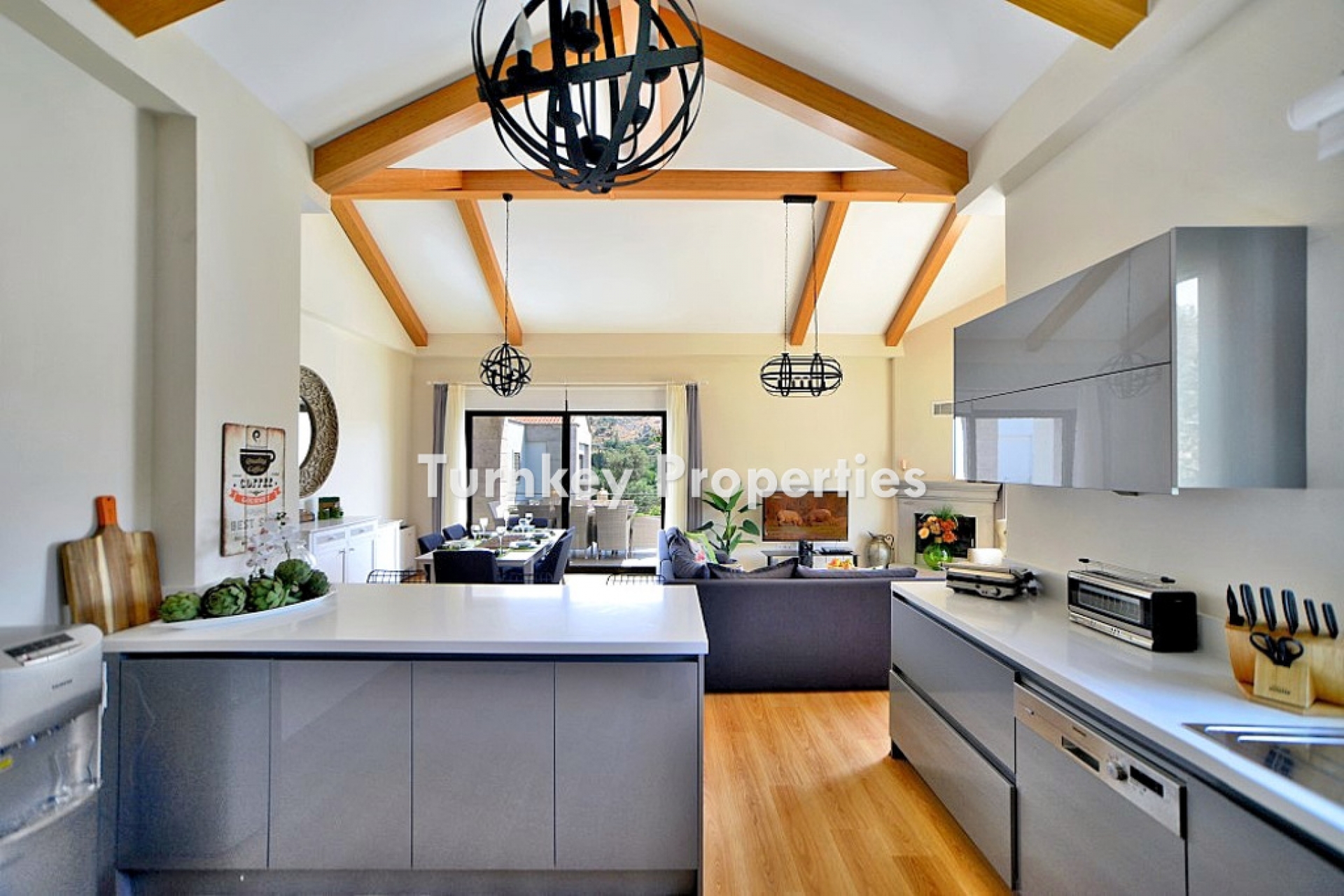 Bodrum Yalıkavak'ta Satılık, Denize Yakın Lüks Villa, Özel Havuzlu