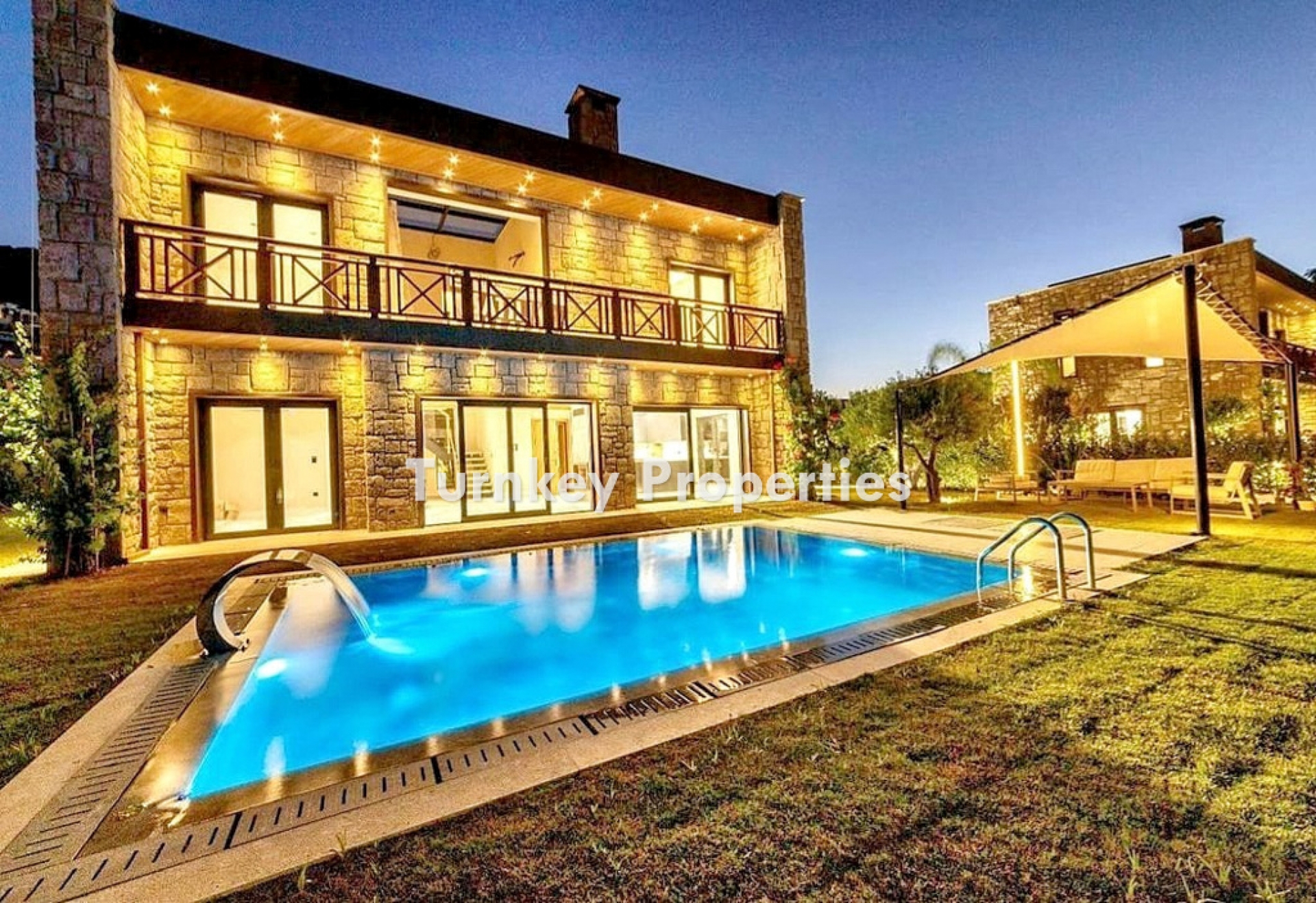 Yalıkavak’ta Satılık Lüks Taş Villalar | Dünyaca Ünlü Süperyat Marinasına Sadece 800 Metre Mesafede