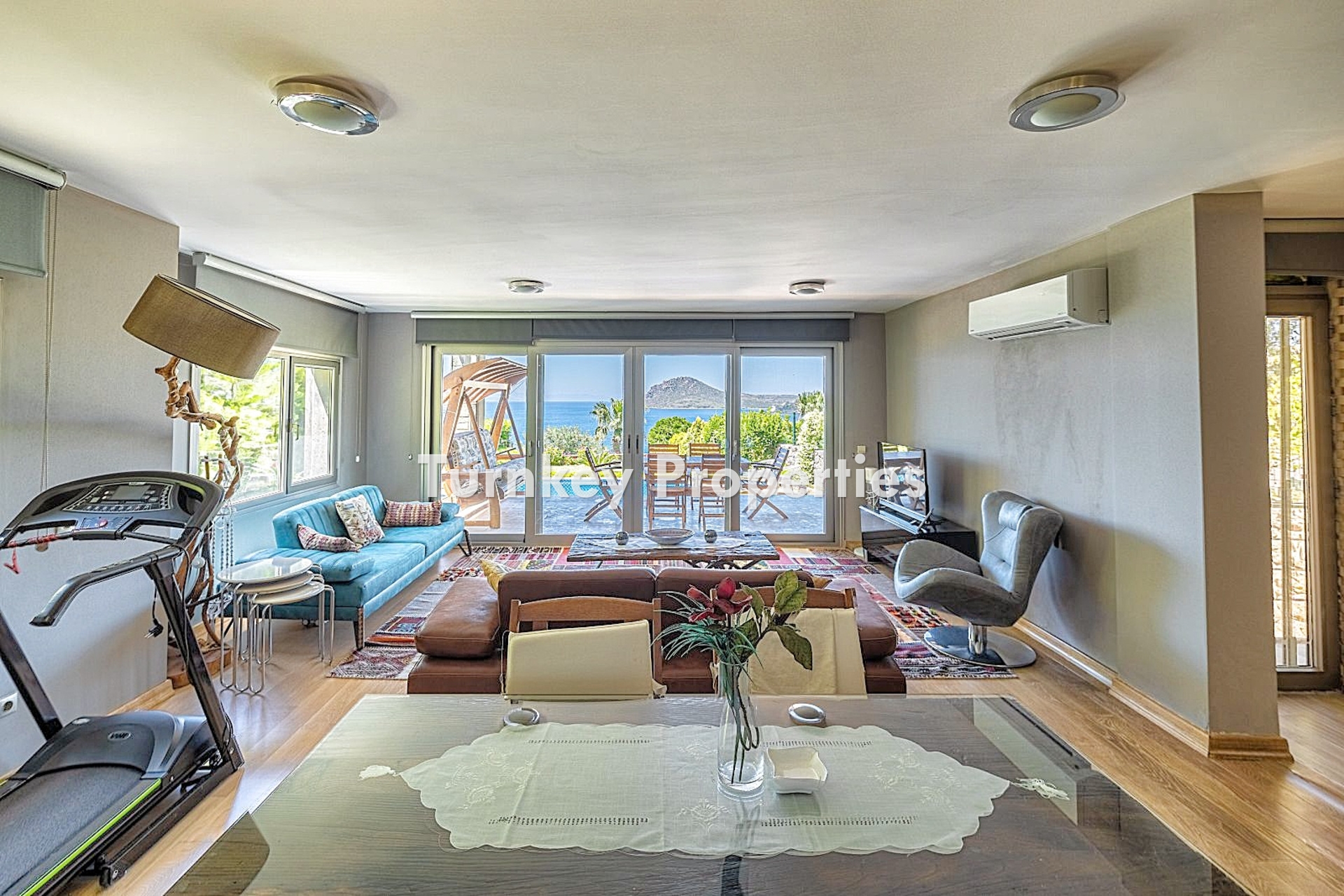 Bodrum, Yalıkavak'ta Deniz Manzaralı, Özel Havuzlu 5+1 Satılık