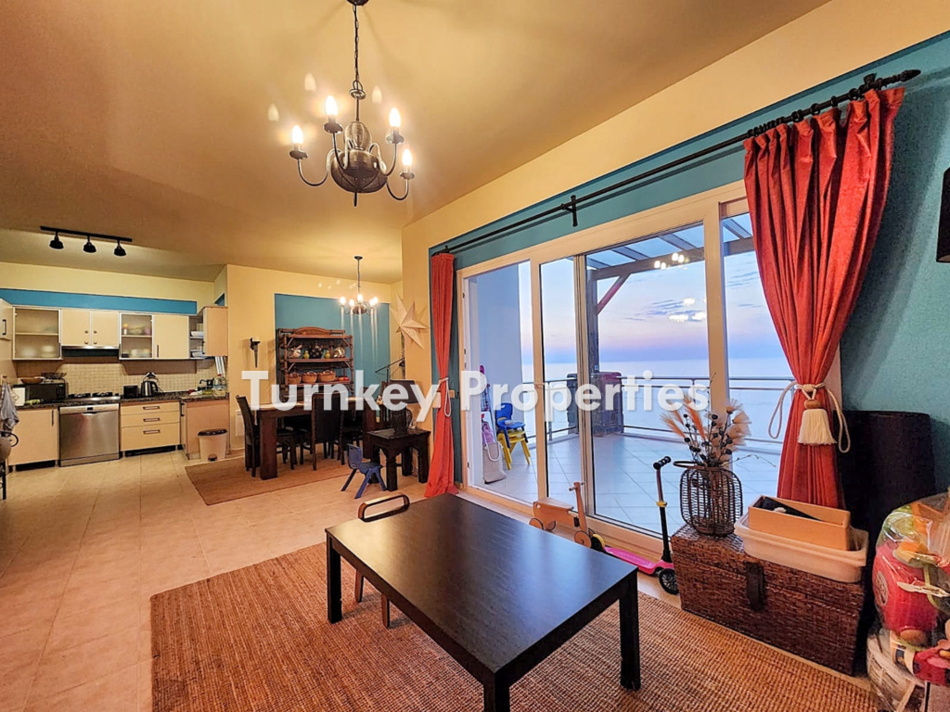 Yalıkavak Satılık Deniz Manzaralı Özel Havuzlu Villa Site içinde