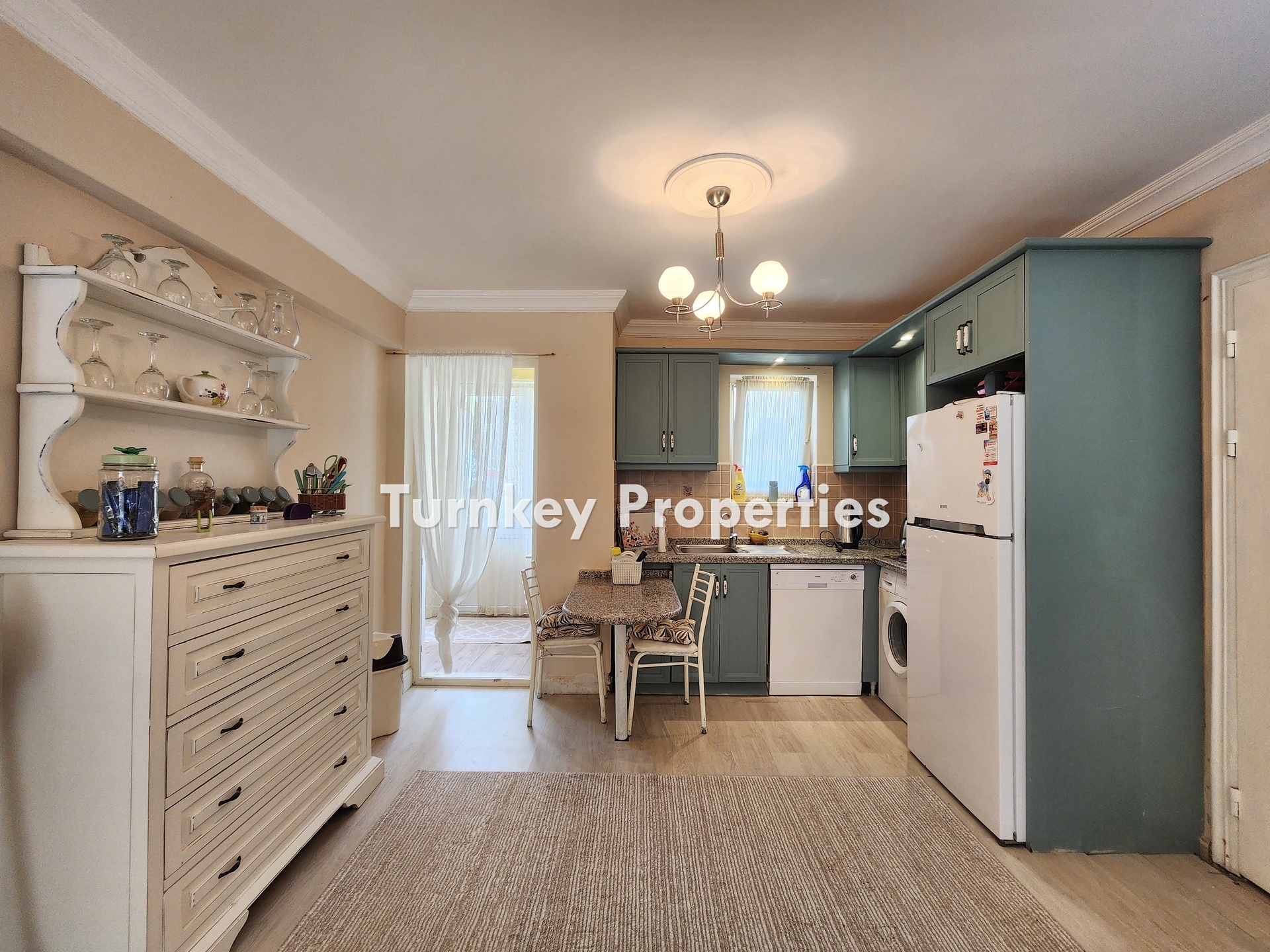 Boğaziçi Flamingo Country Club Satılık Bahçe Katı Daire Göl Manzalı