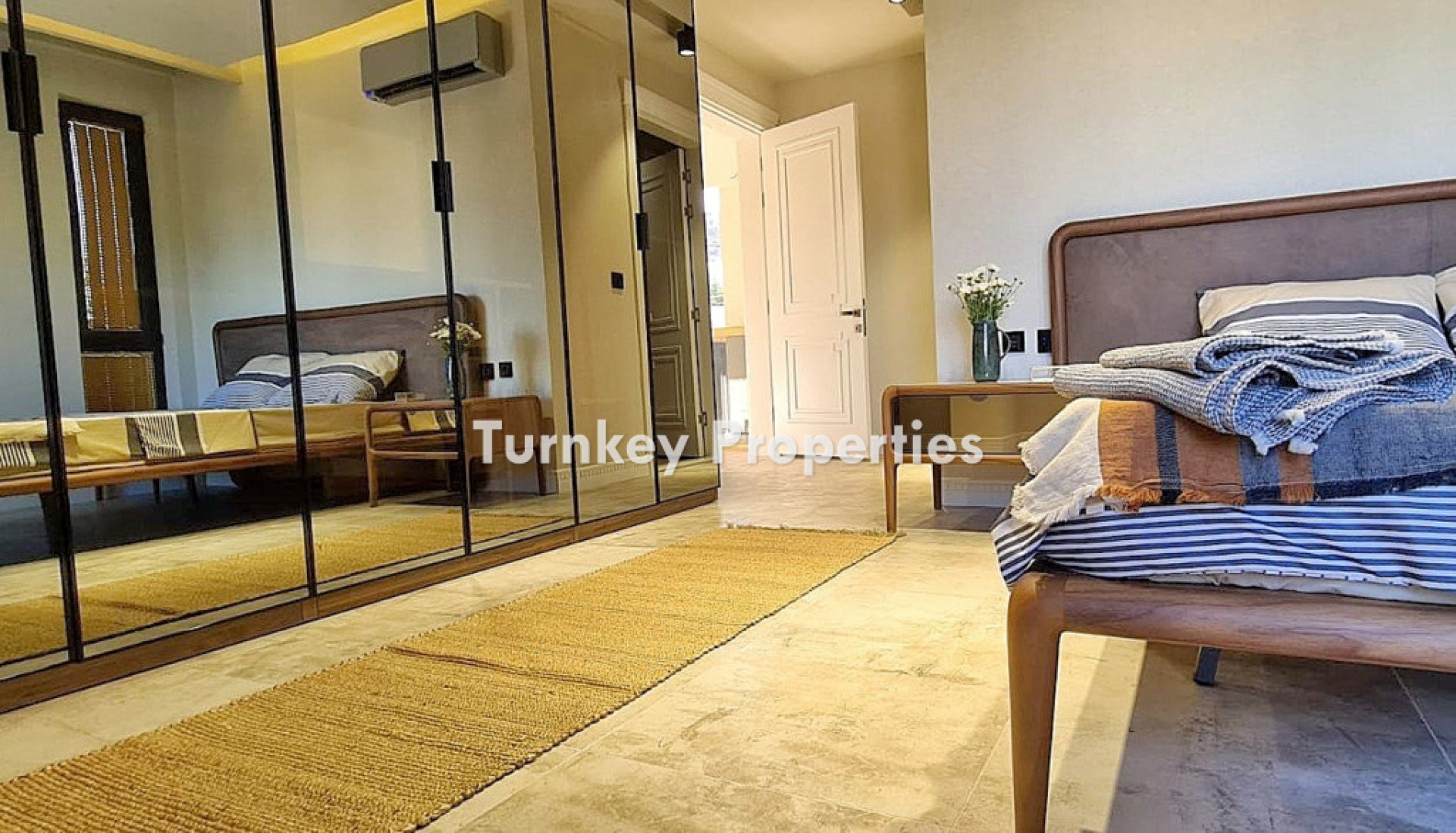 Yalıkavak Satılık Taş Villa Özel Havuzlu Marinaya Yürüme Mesafesi