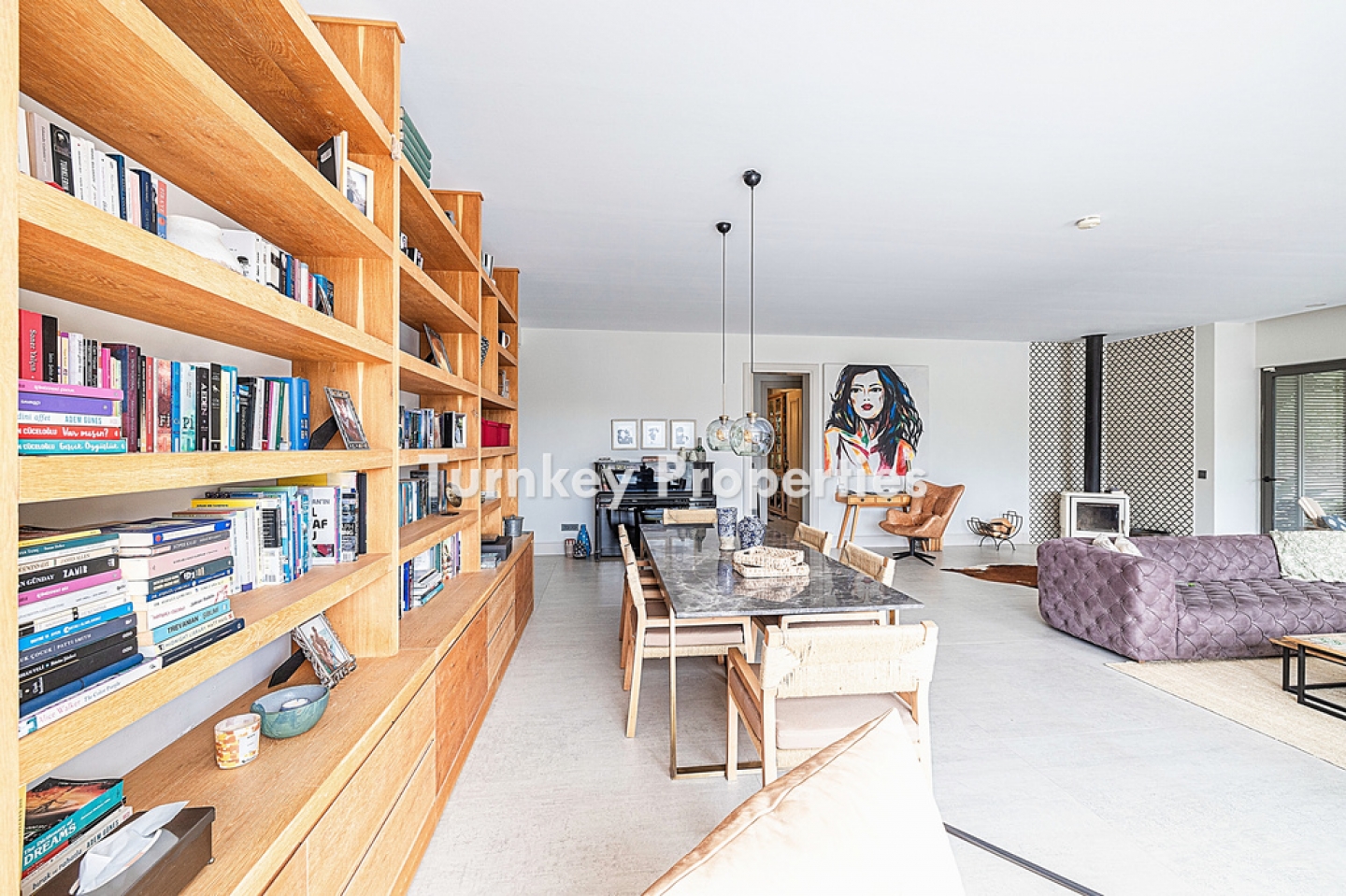 Dibeklihan Satılık Villa Tek Katlı Özel Bahçeli Infinity Havuzlu