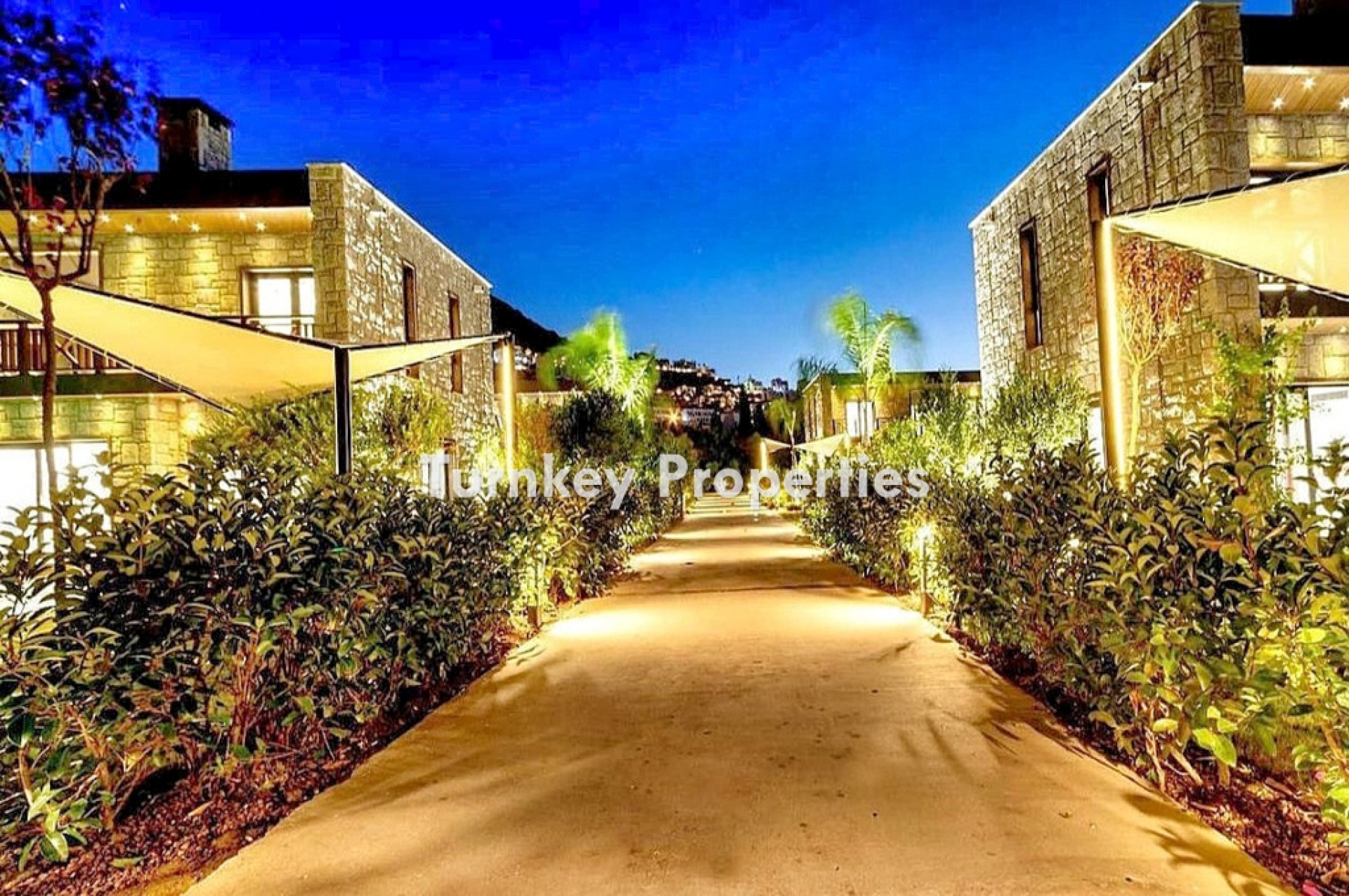 Yalıkavak Satılık Taş Villa Özel Havuzlu Marinaya Yürüme Mesafesi