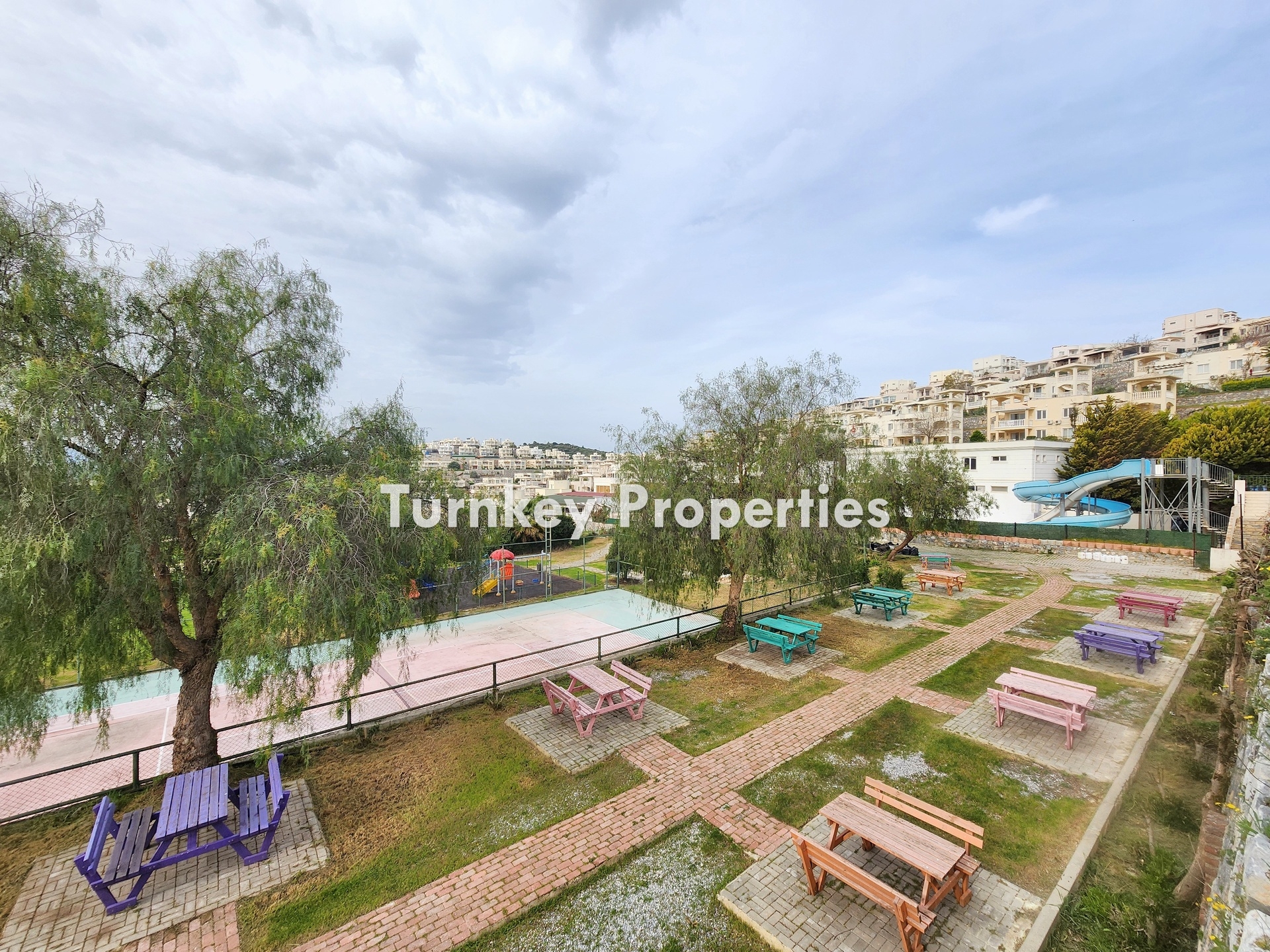 Boğaziçi Flamingo Country Club Satılık Bahçe Katı Daire Göl Manzalı