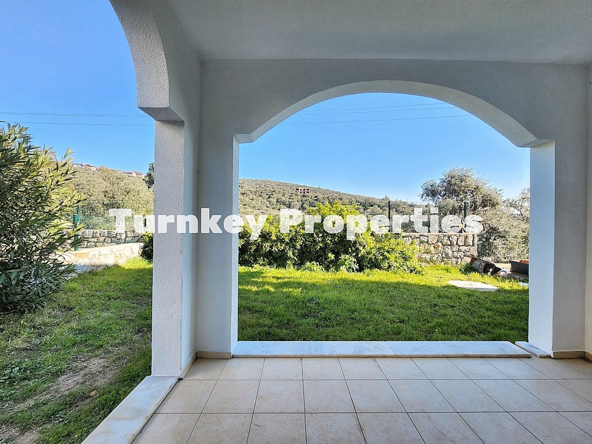 Dörttepe'de Satılık Bahçe Katı – Doğa ile İç İçe Yaşam, Yüksek Kira Getirisi