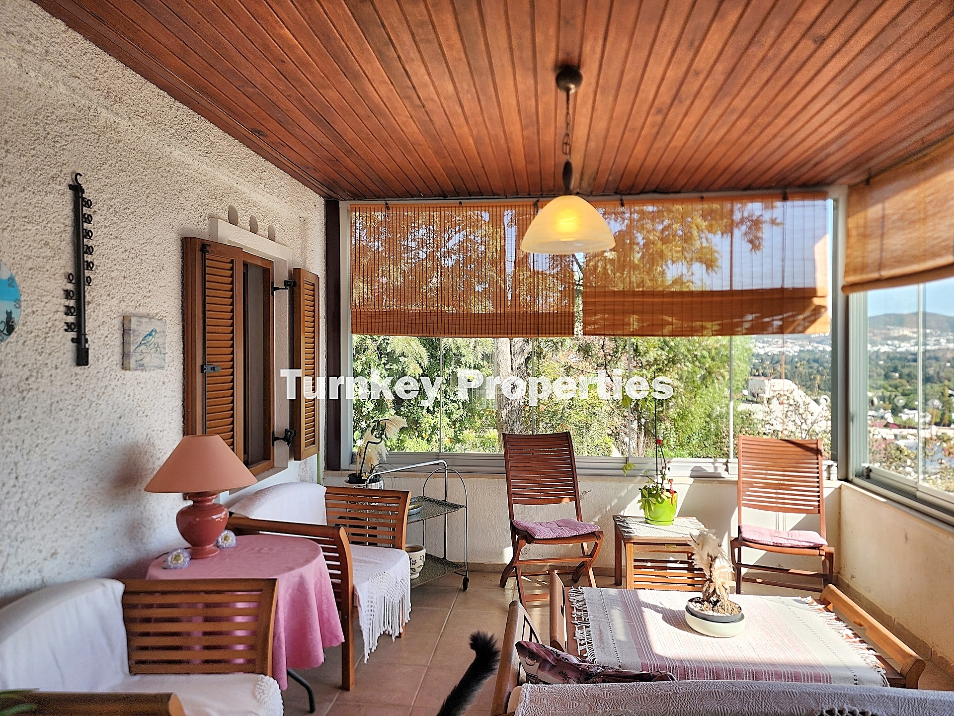 Bodrum Bitez Aktur Sitesi Satılık 3+2 Villa Deniz Manzaralı Bahçe