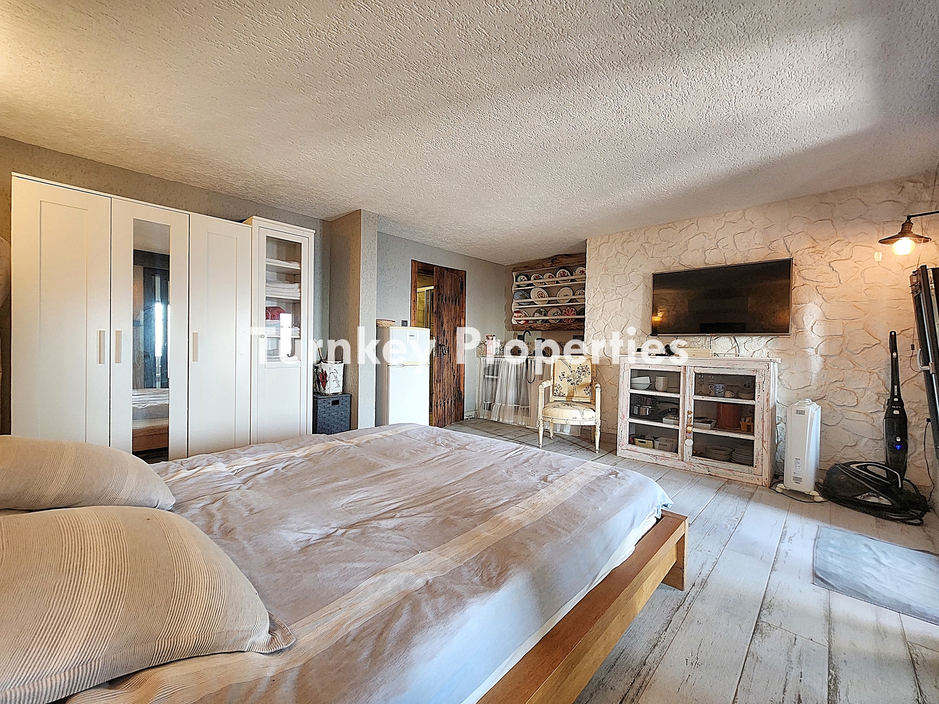 Bodrum Gümüşlük Satılık Villa Yunan Adaları ve Gün Batımı Manzara