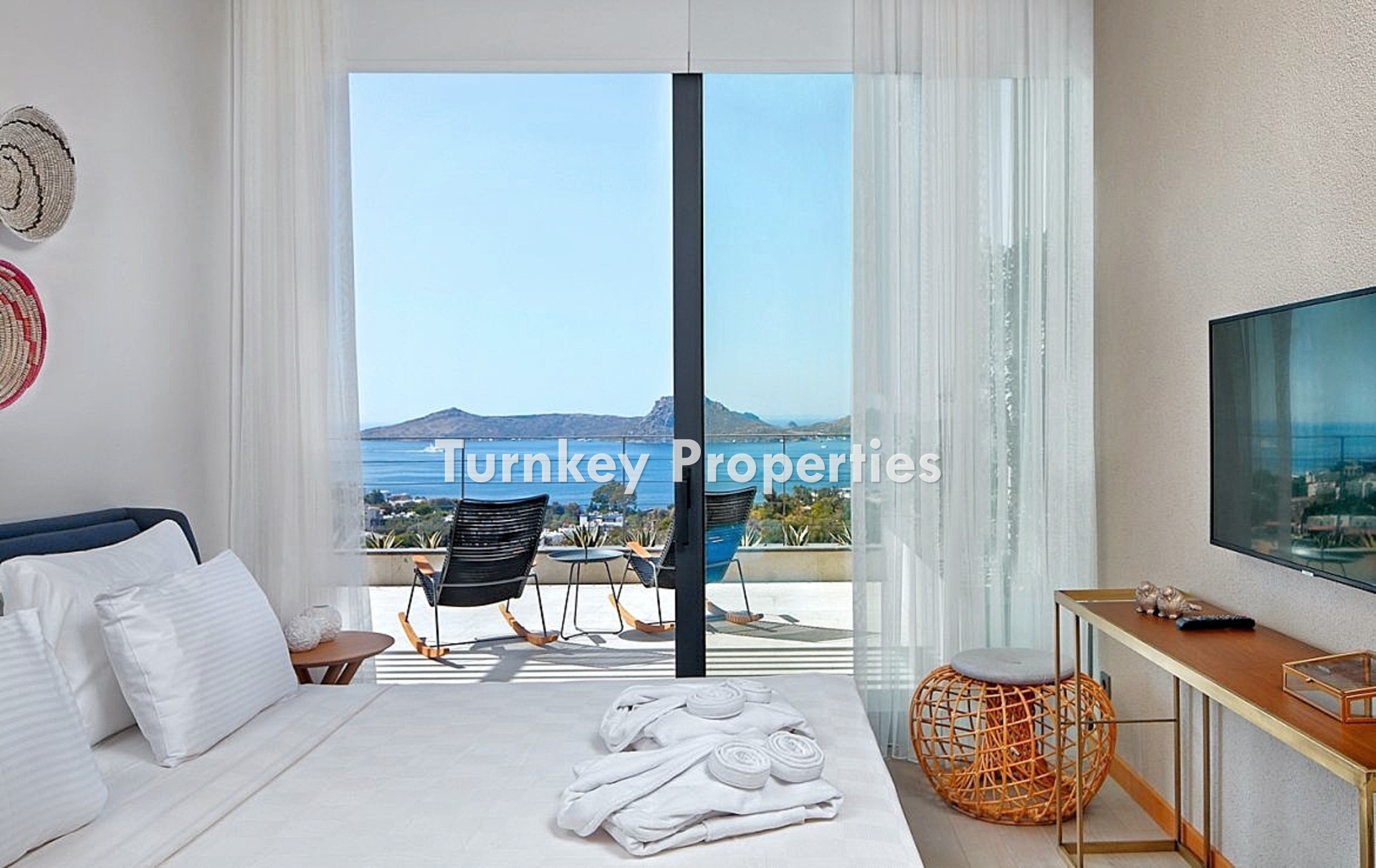 Yalıkavak'ta Satılık 6+1 Lüks Villa, Marina Manzaralı ve Özel Havuzlu