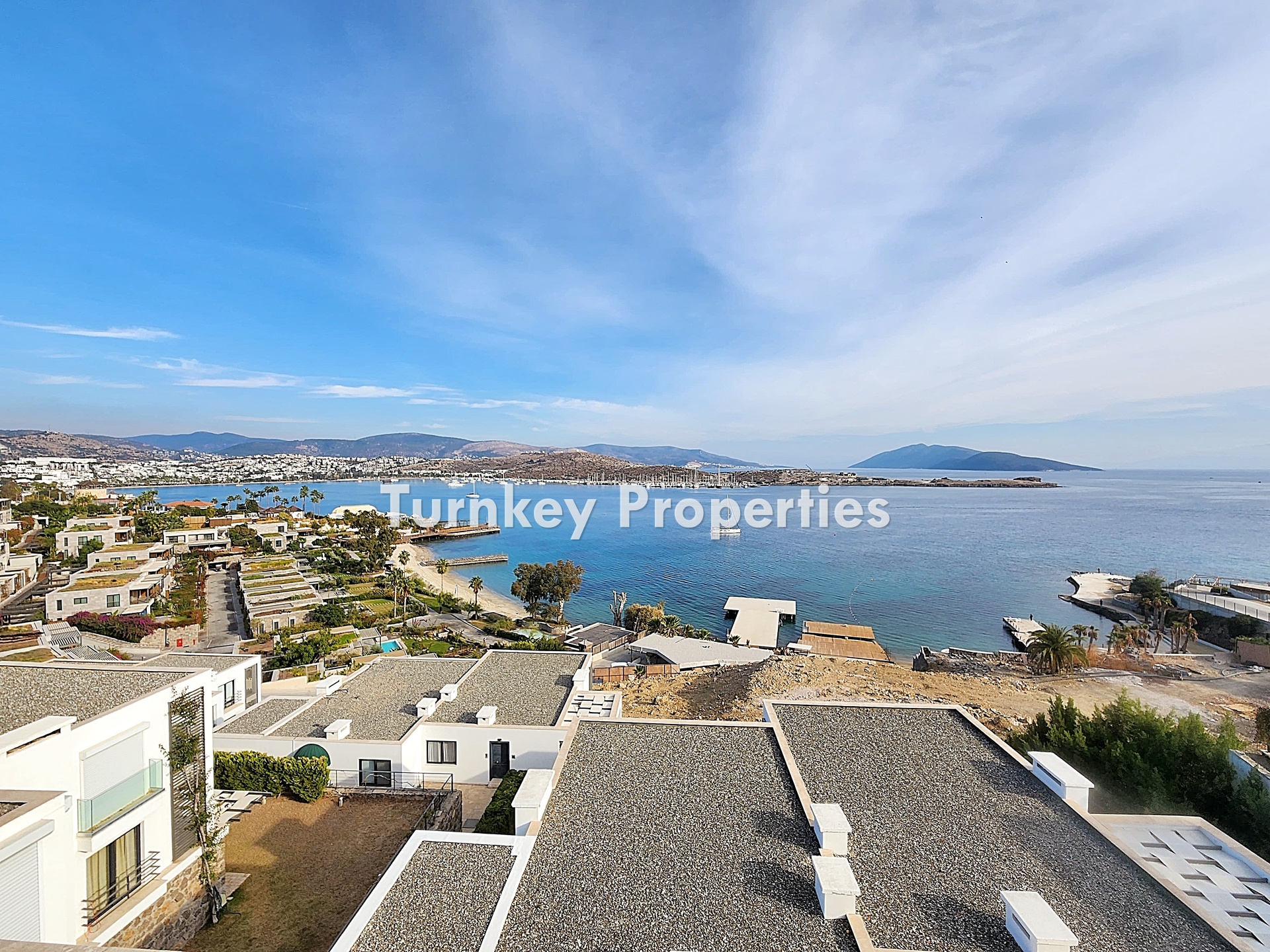 Bitez Gümbet Arası Satılık Denize Sıfır Deniz Manzaralı Daire