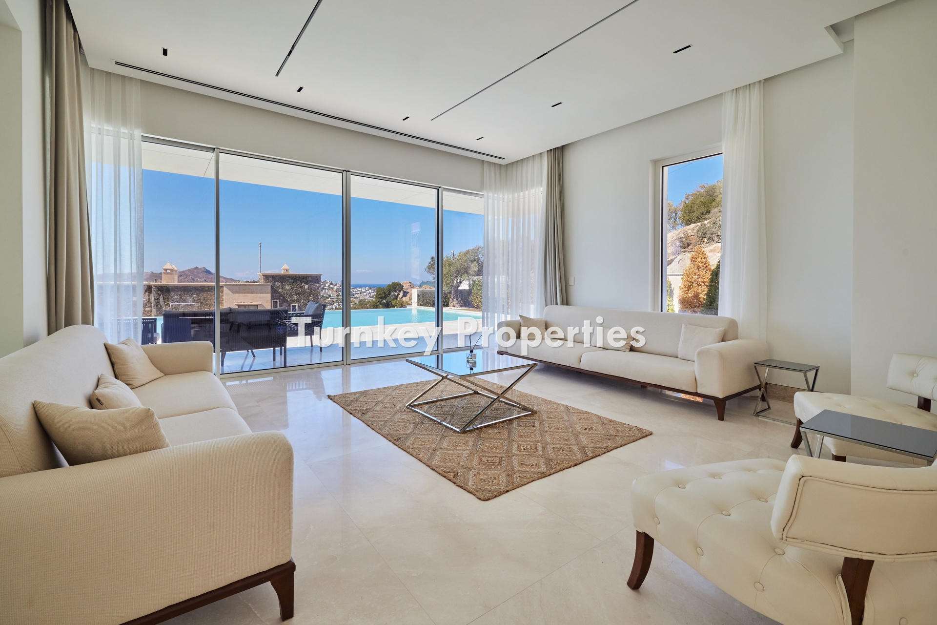 Yalıkavak Satılık Villa Deniz Manzaralı Özel Havuzlu Akıllı Sistem