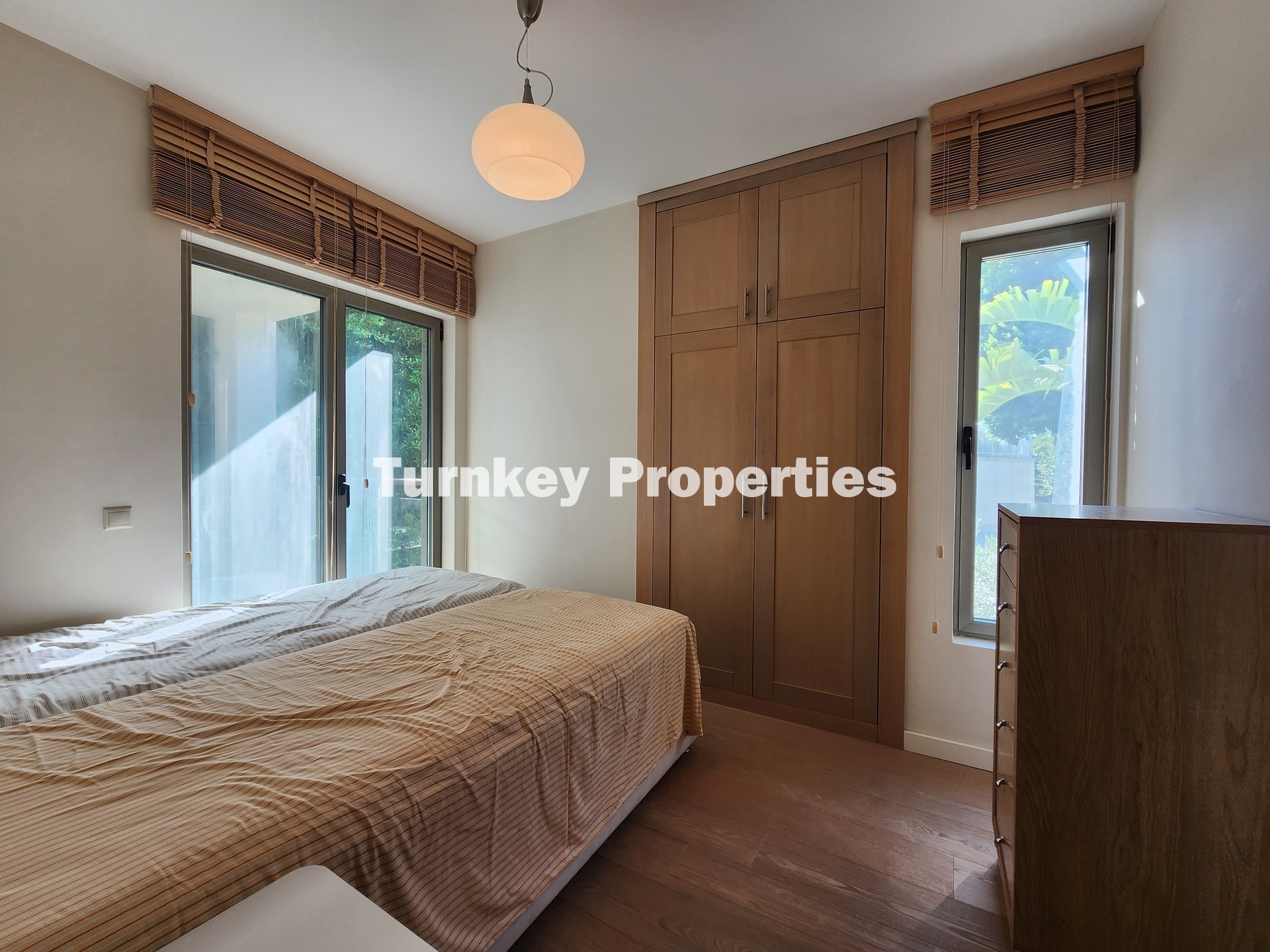 Bodrum'da Deniz Manzaralı Satılık Lüks Ev | Eşsiz Deniz Manzarasına Sahip Satılık Bodrum Evi, Denize Yürüme Mesafesi